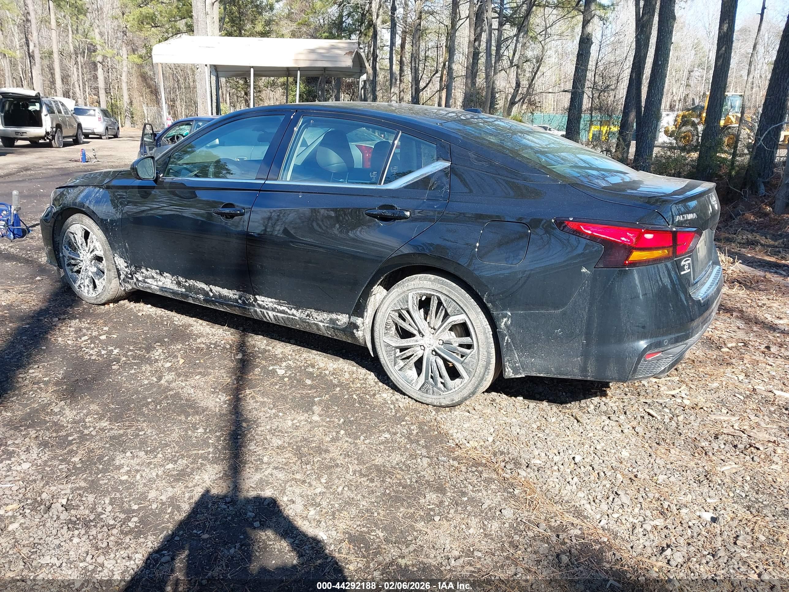 NISSAN ALTIMA image 3