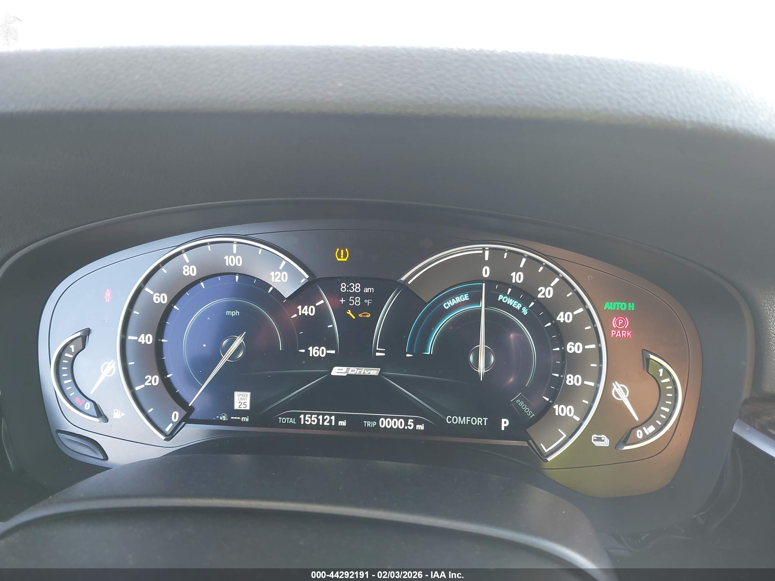 BMW 530E image 7