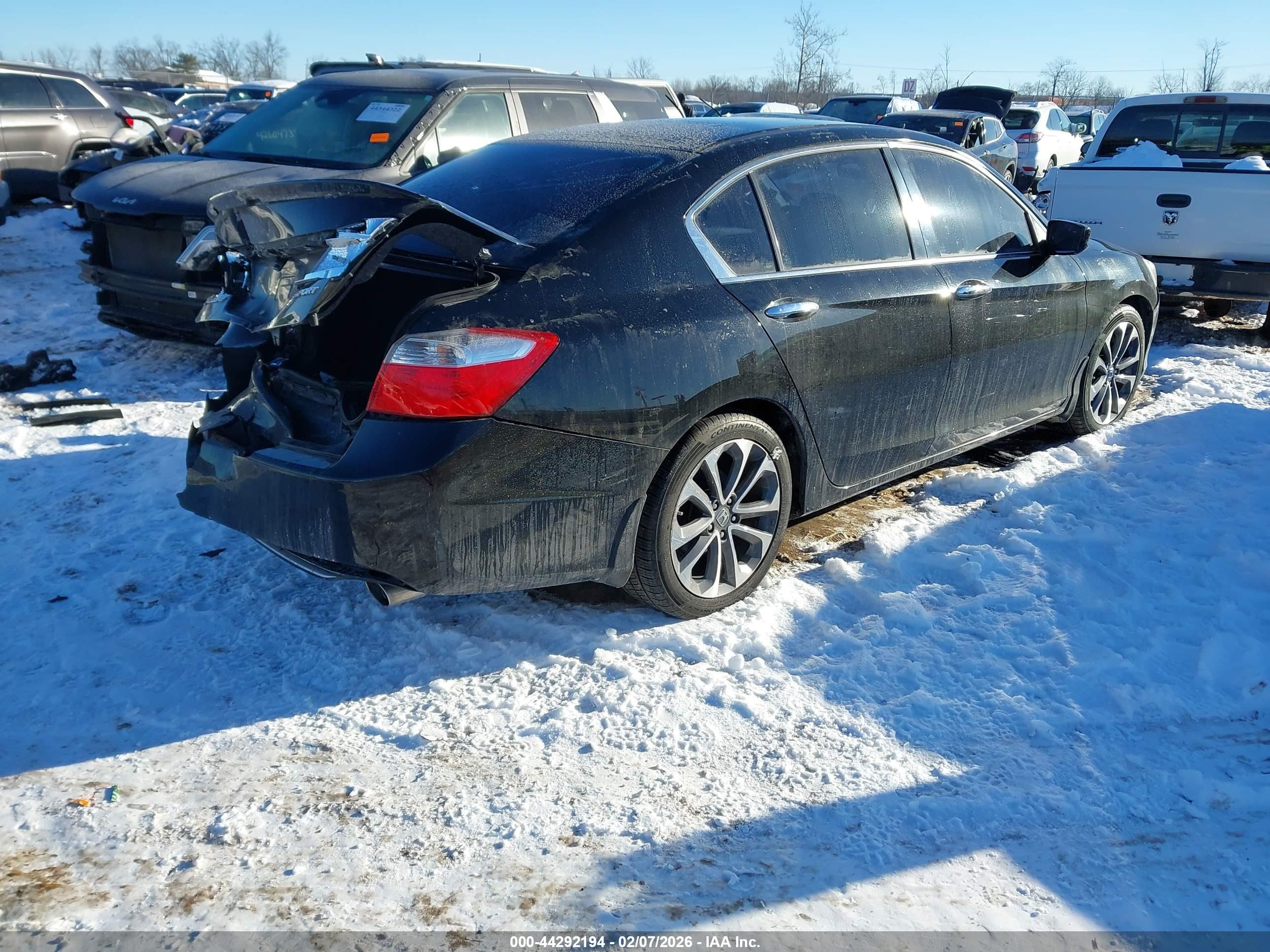 HONDA ACCORD image 4