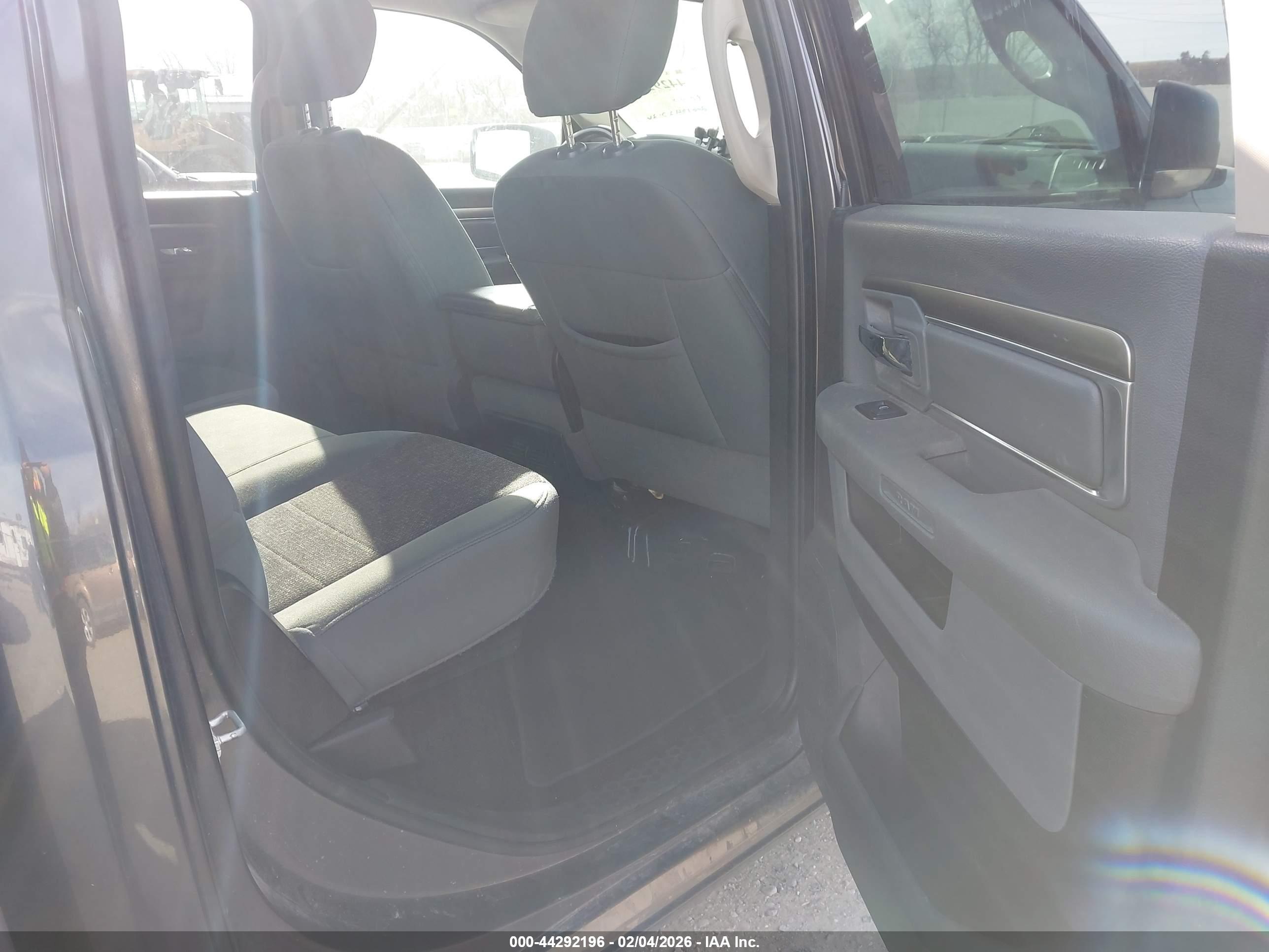 RAM 1500 image 8