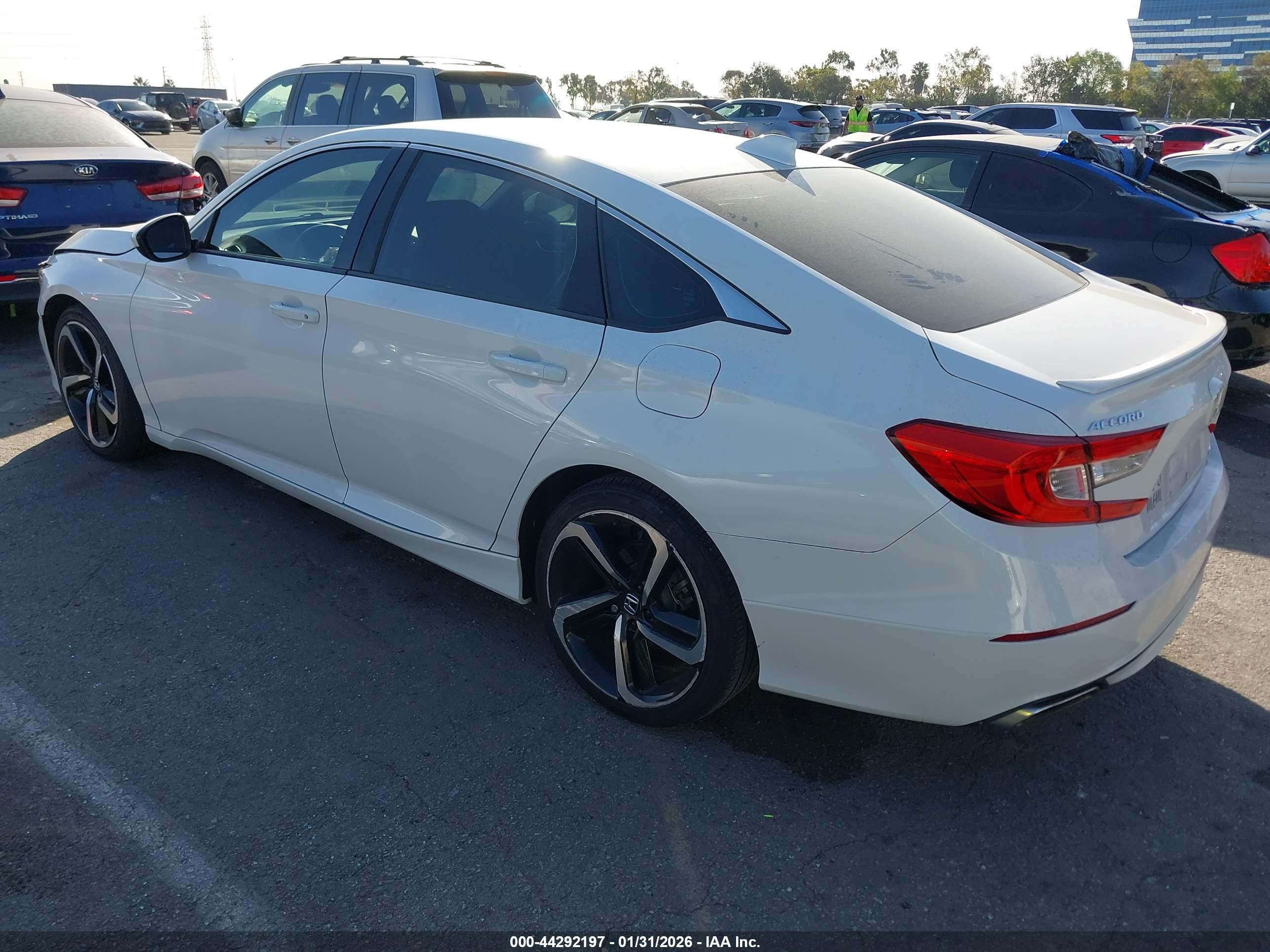 HONDA ACCORD image 3