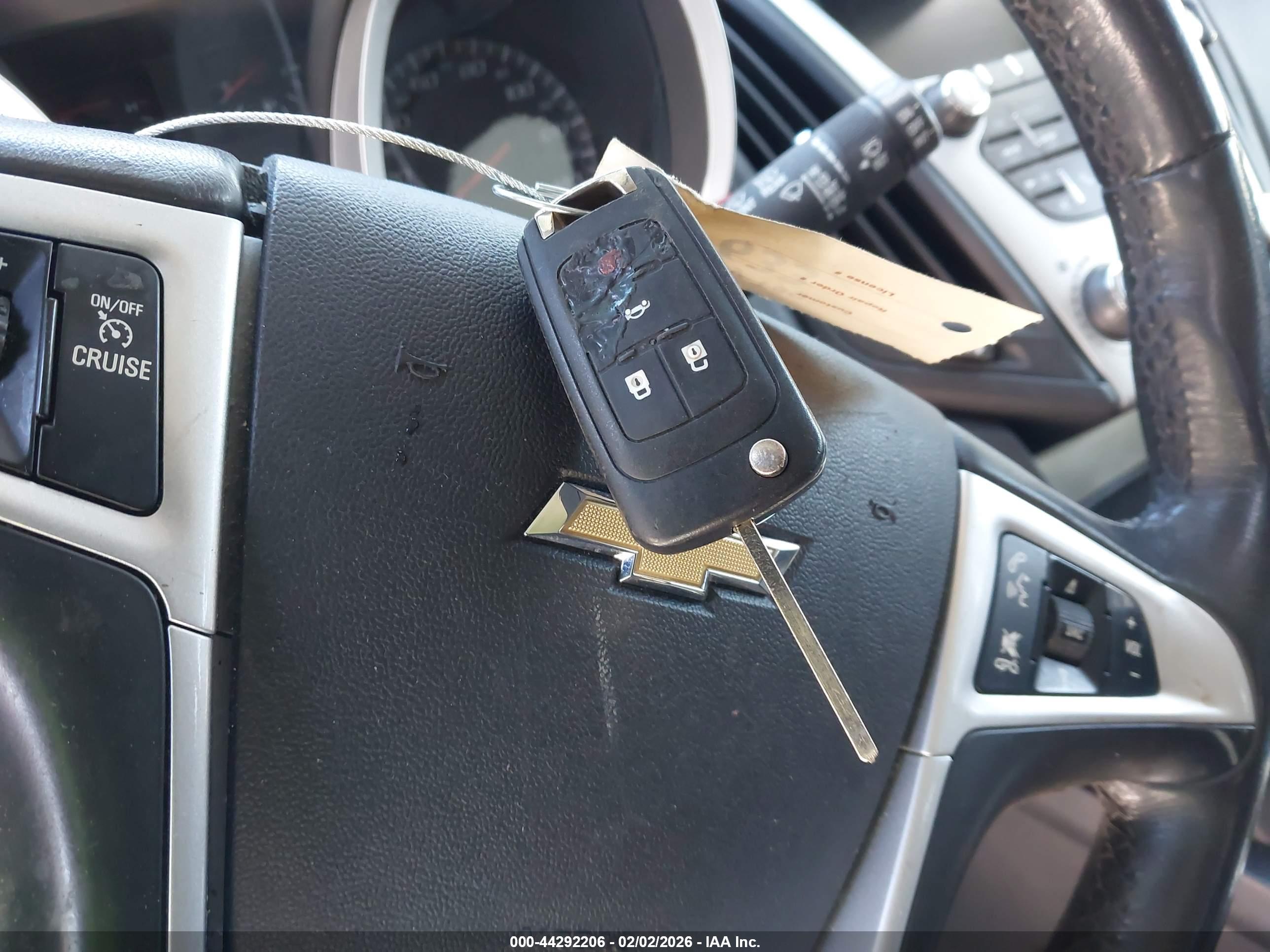 CHEVROLET EQUINOX image 11
