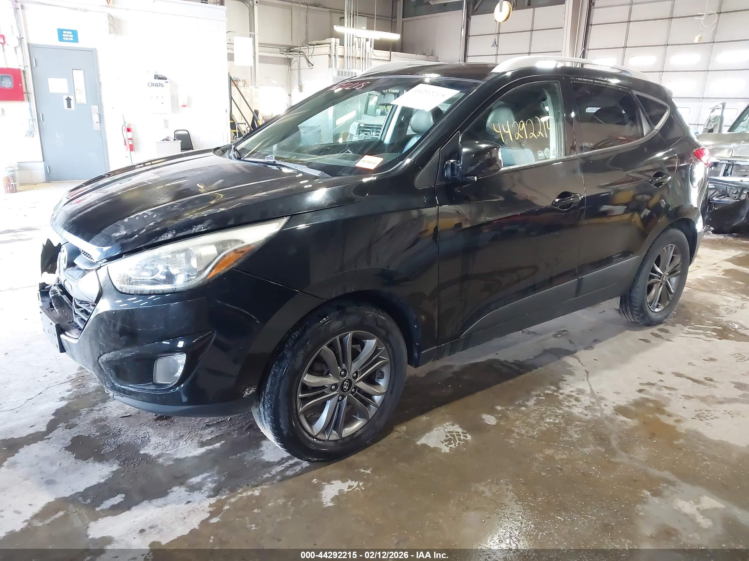 HYUNDAI TUCSON image 2