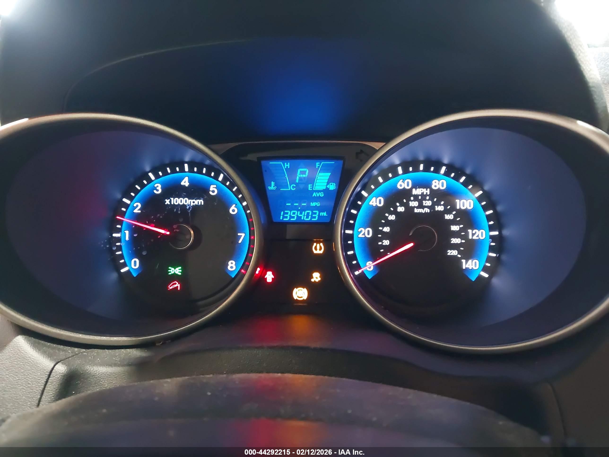 HYUNDAI TUCSON image 7