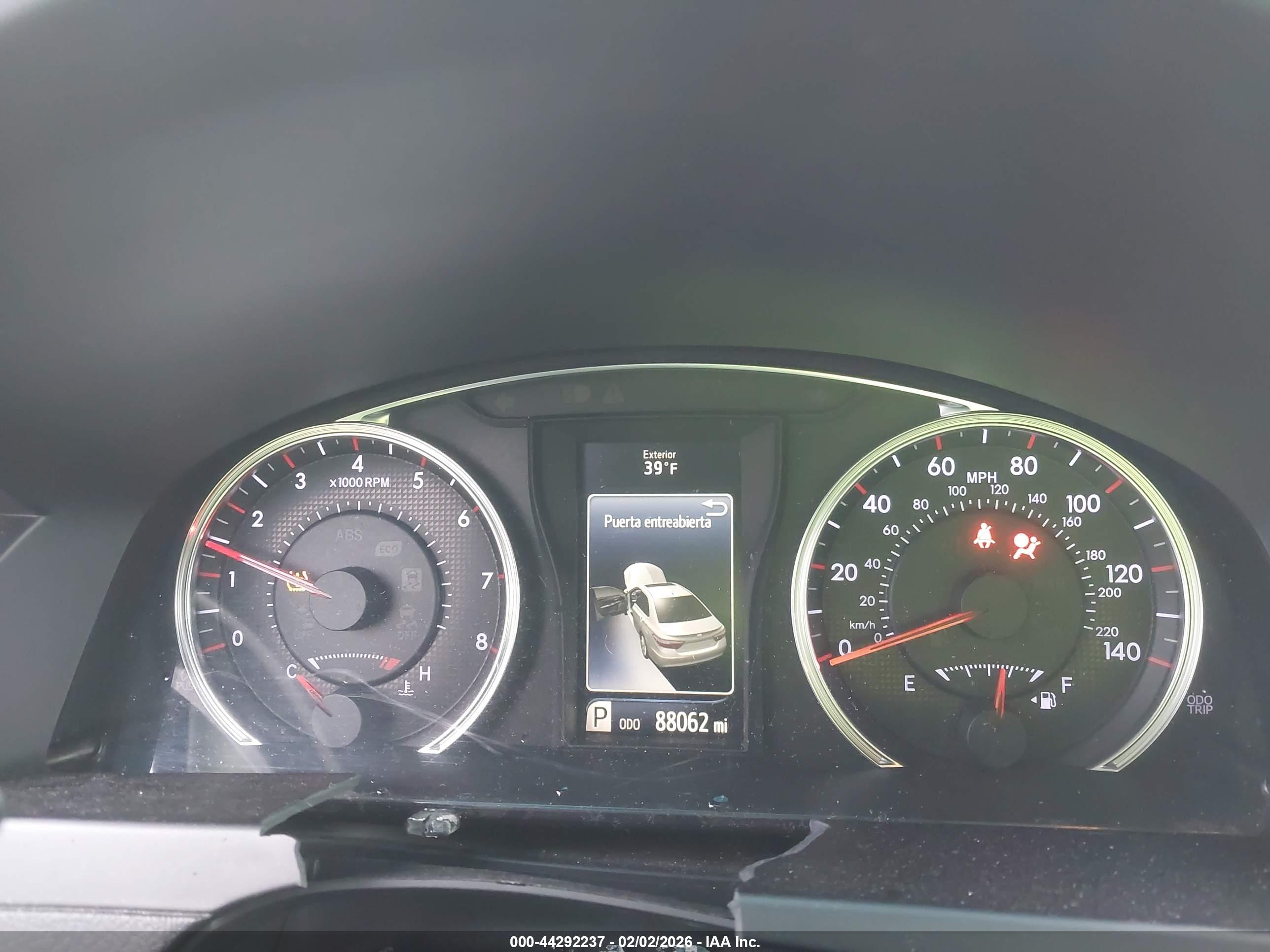 TOYOTA CAMRY image 7