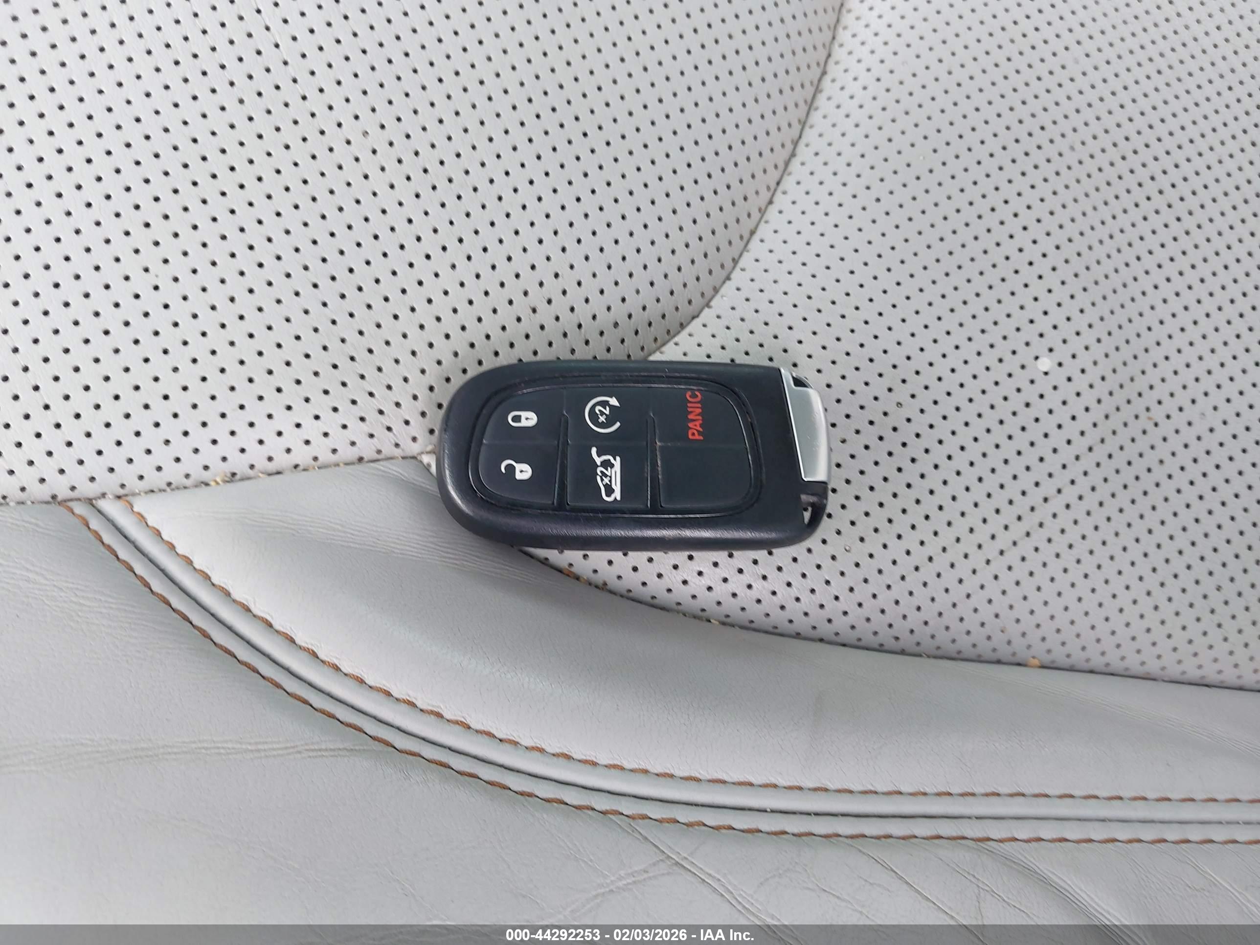 JEEP CHEROKEE image 11