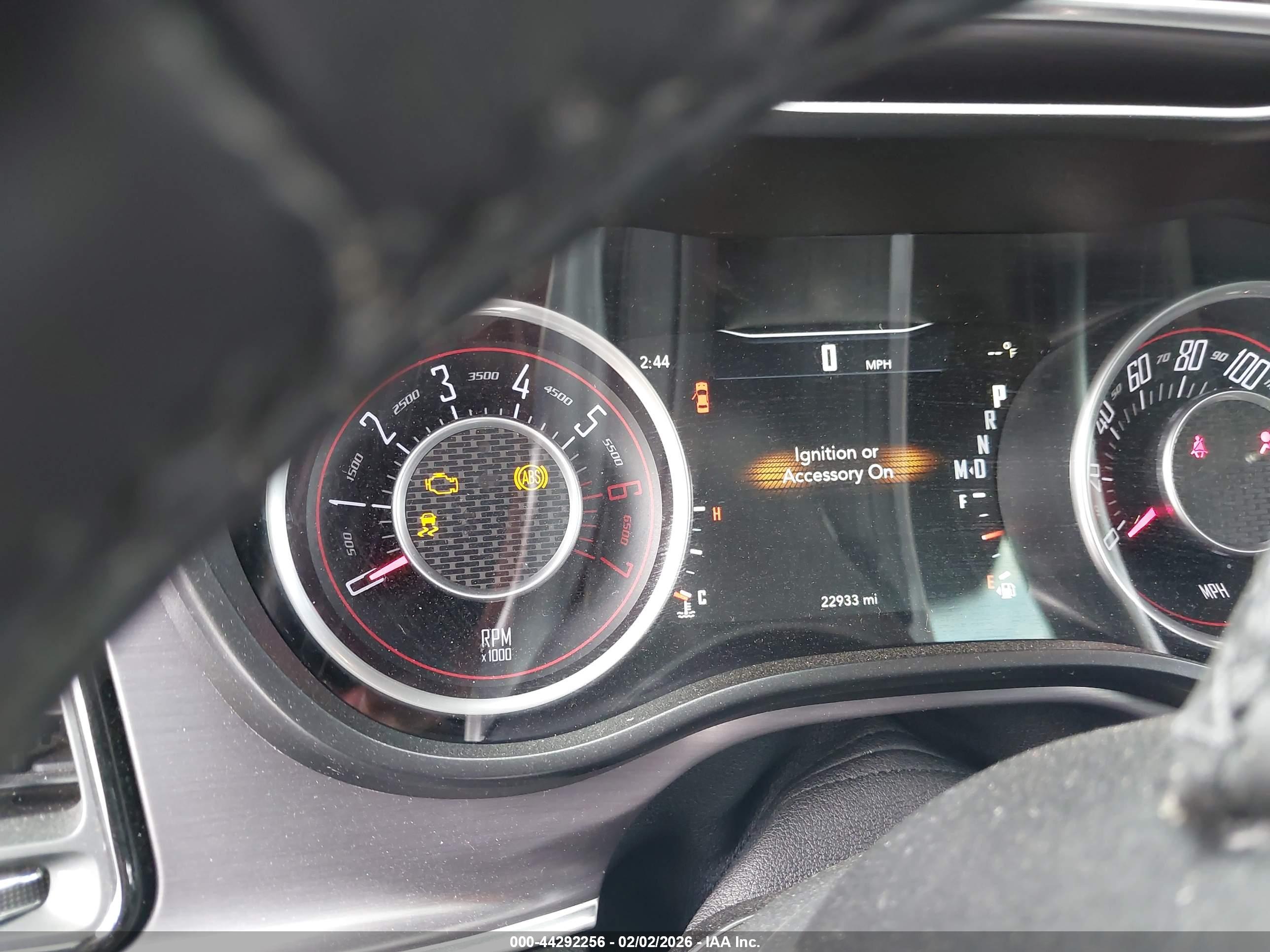 DODGE CHALLENGER image 7