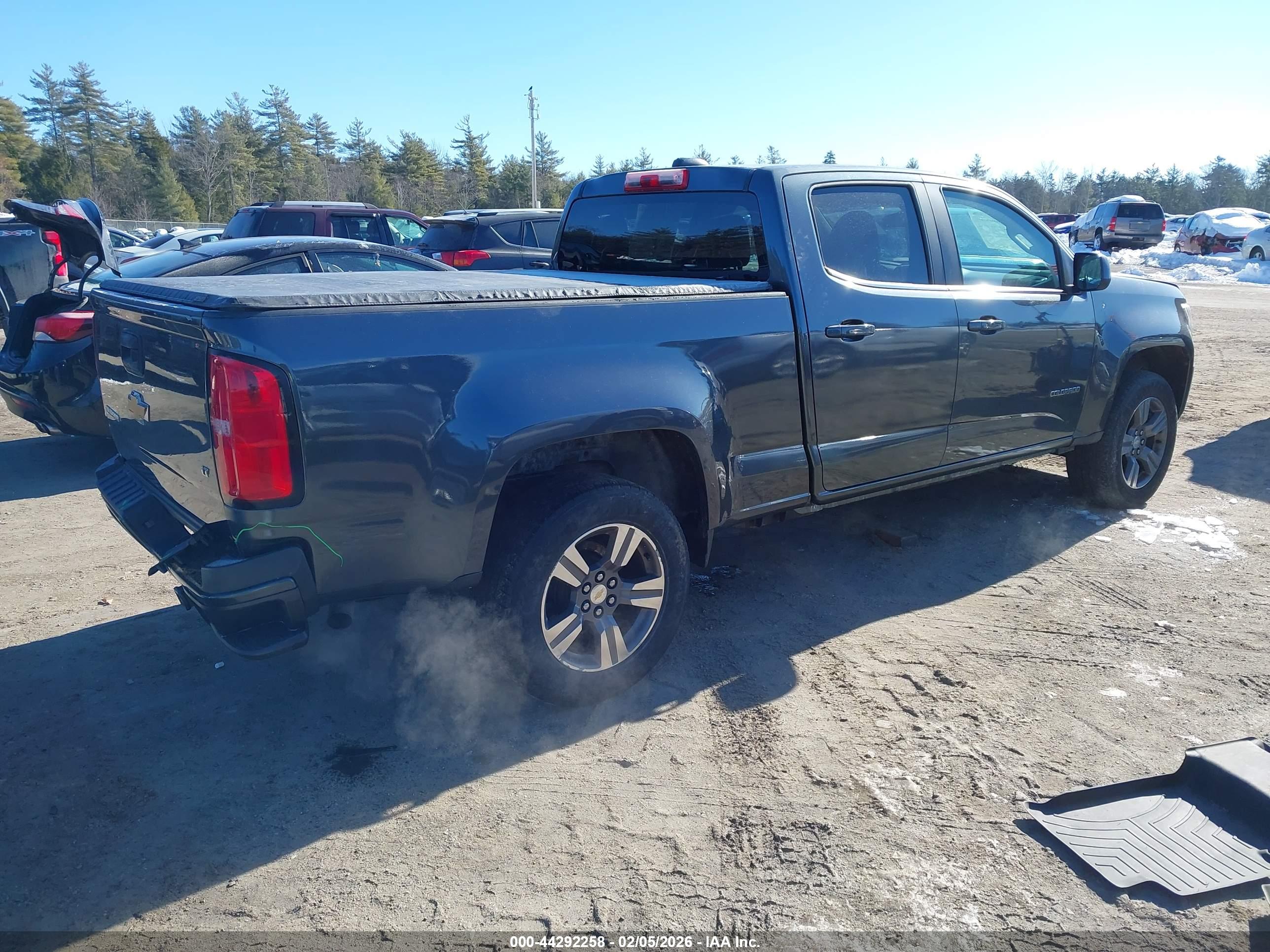 CHEVROLET COLORADO image 4
