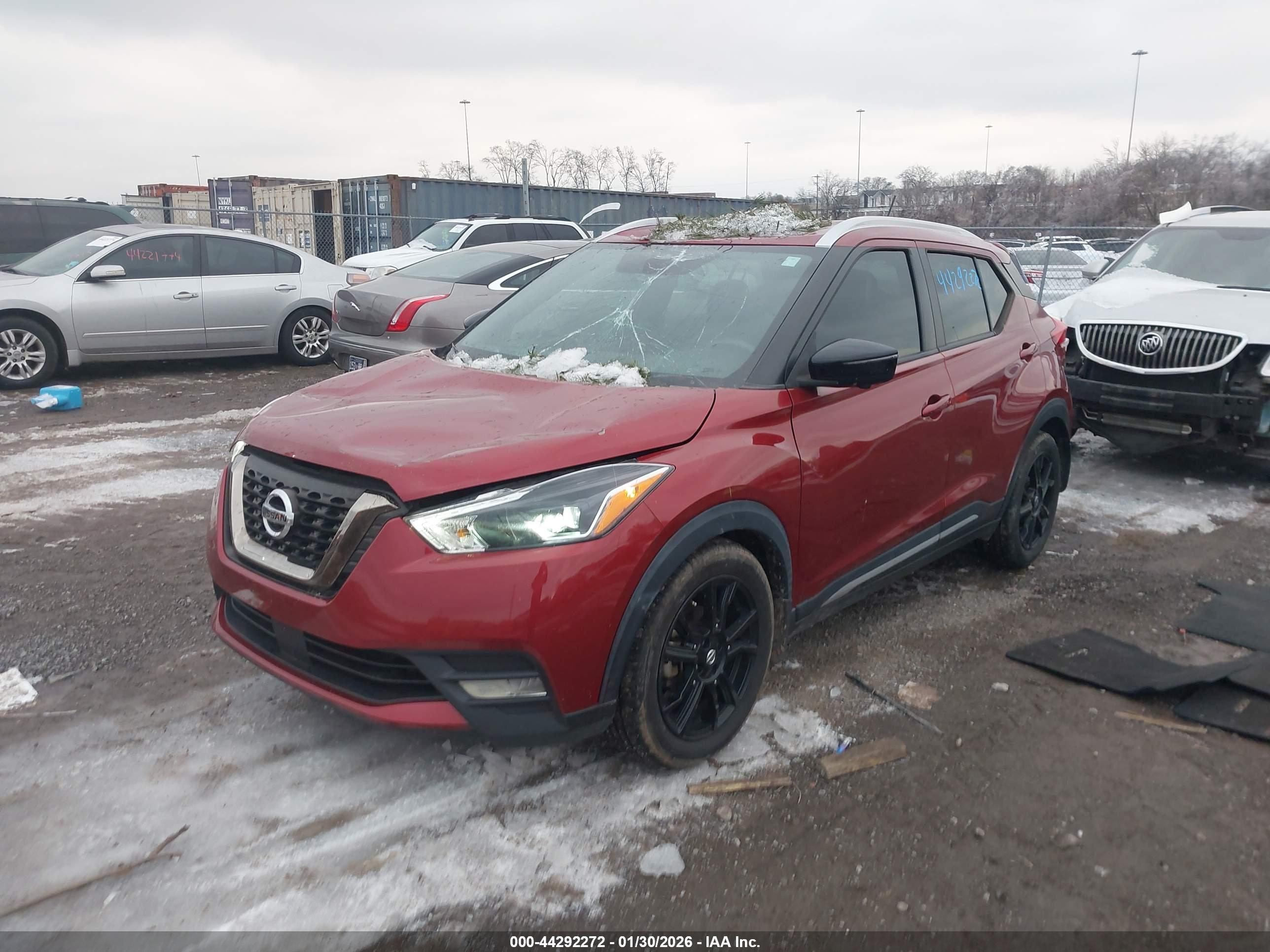 NISSAN KICKS image 2