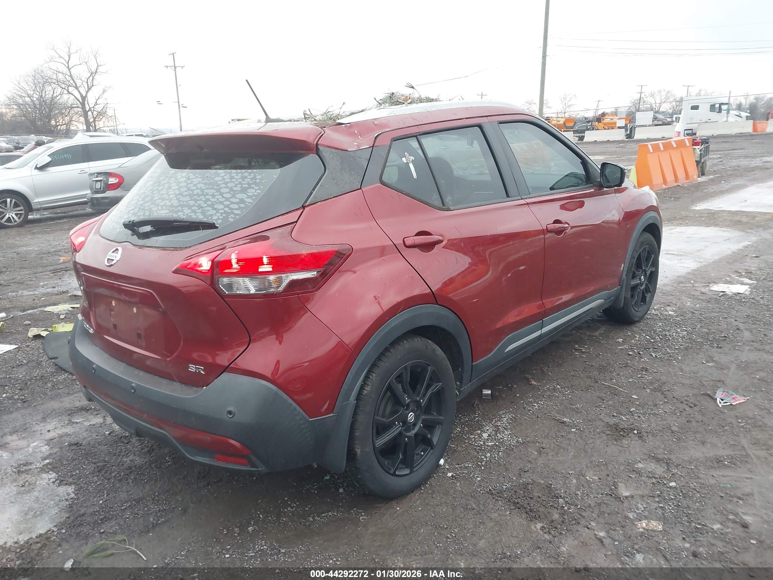 NISSAN KICKS image 4
