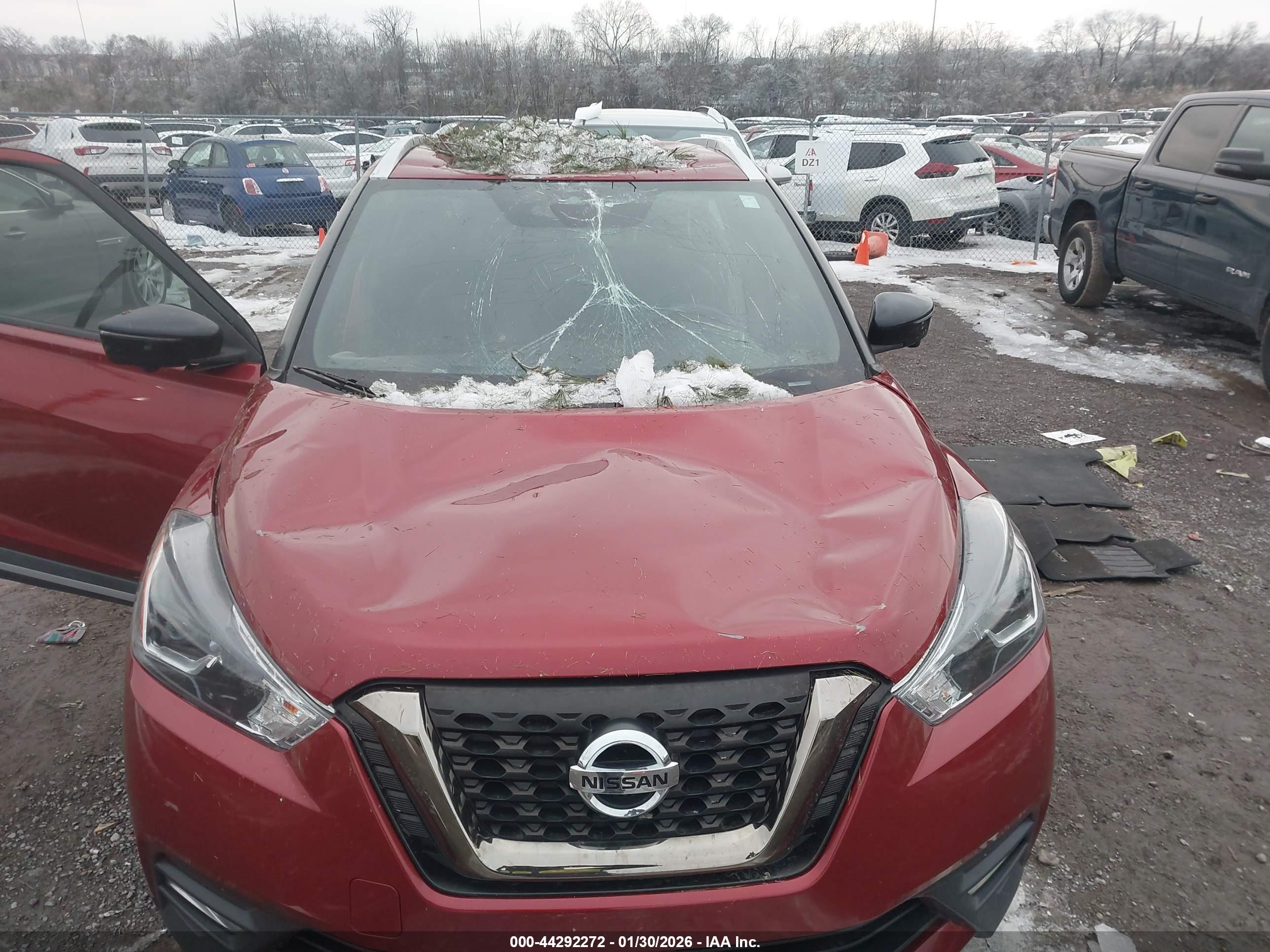 NISSAN KICKS image 6
