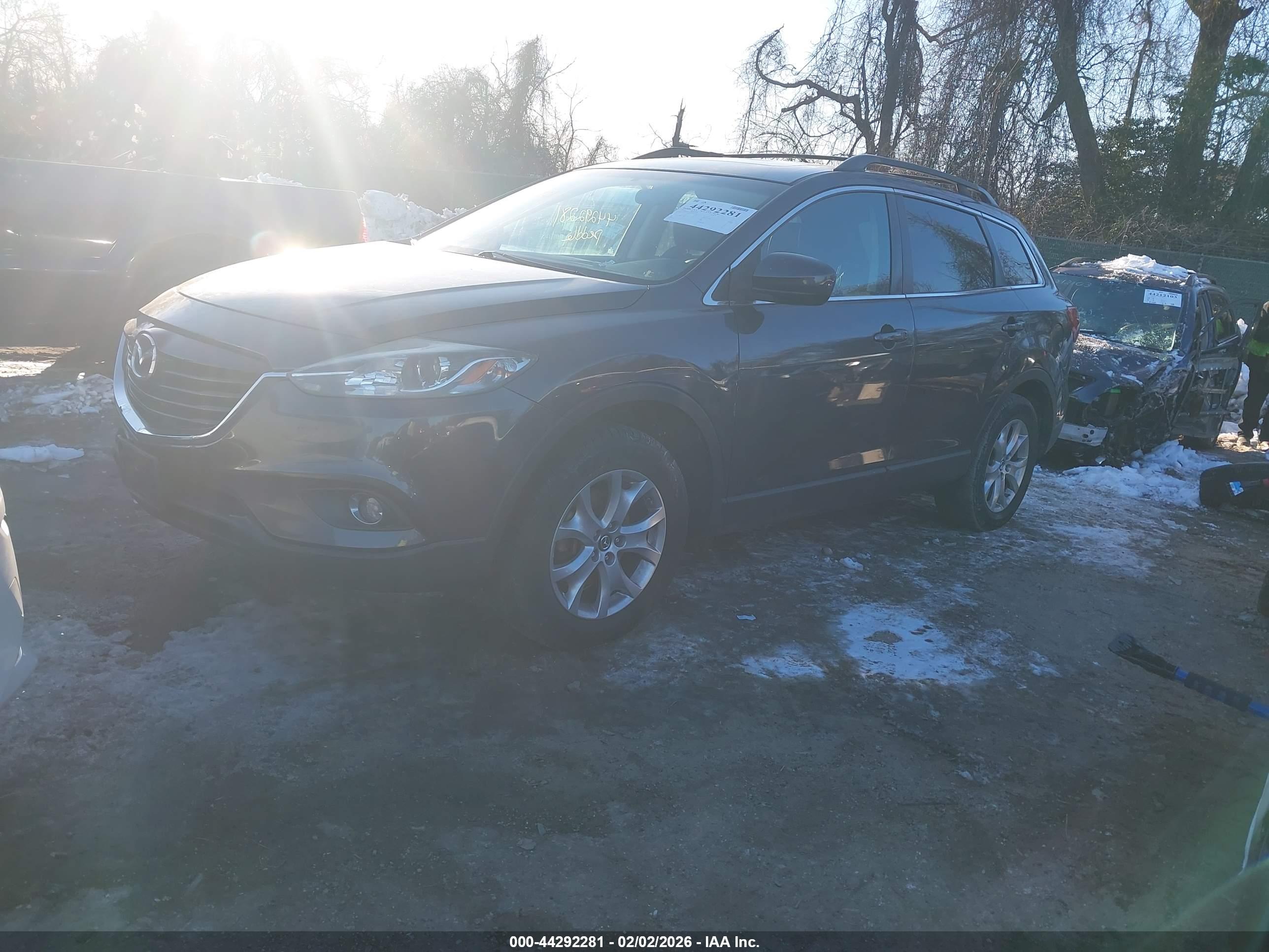 MAZDA CX-9 image 2