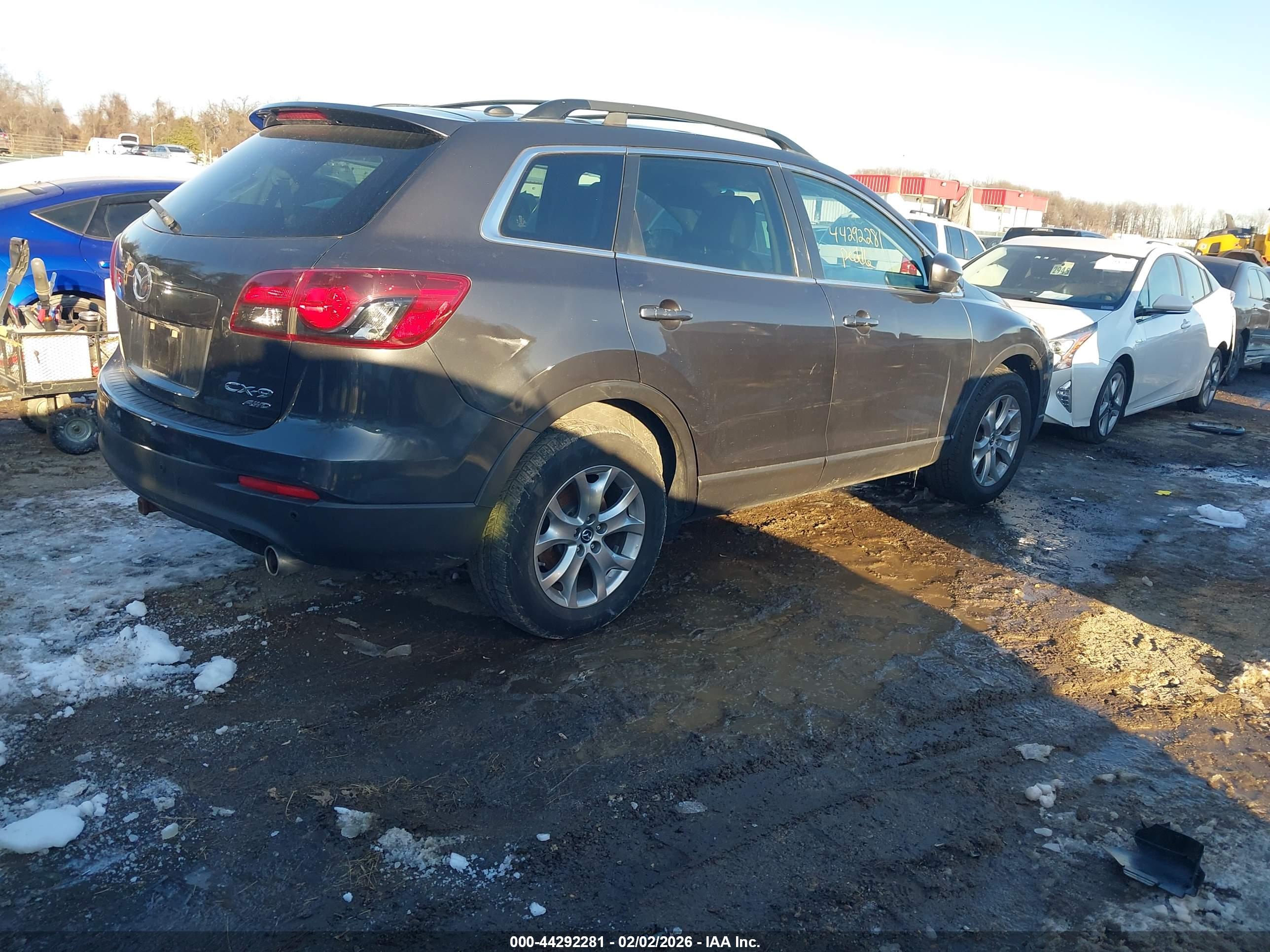 MAZDA CX-9 image 4