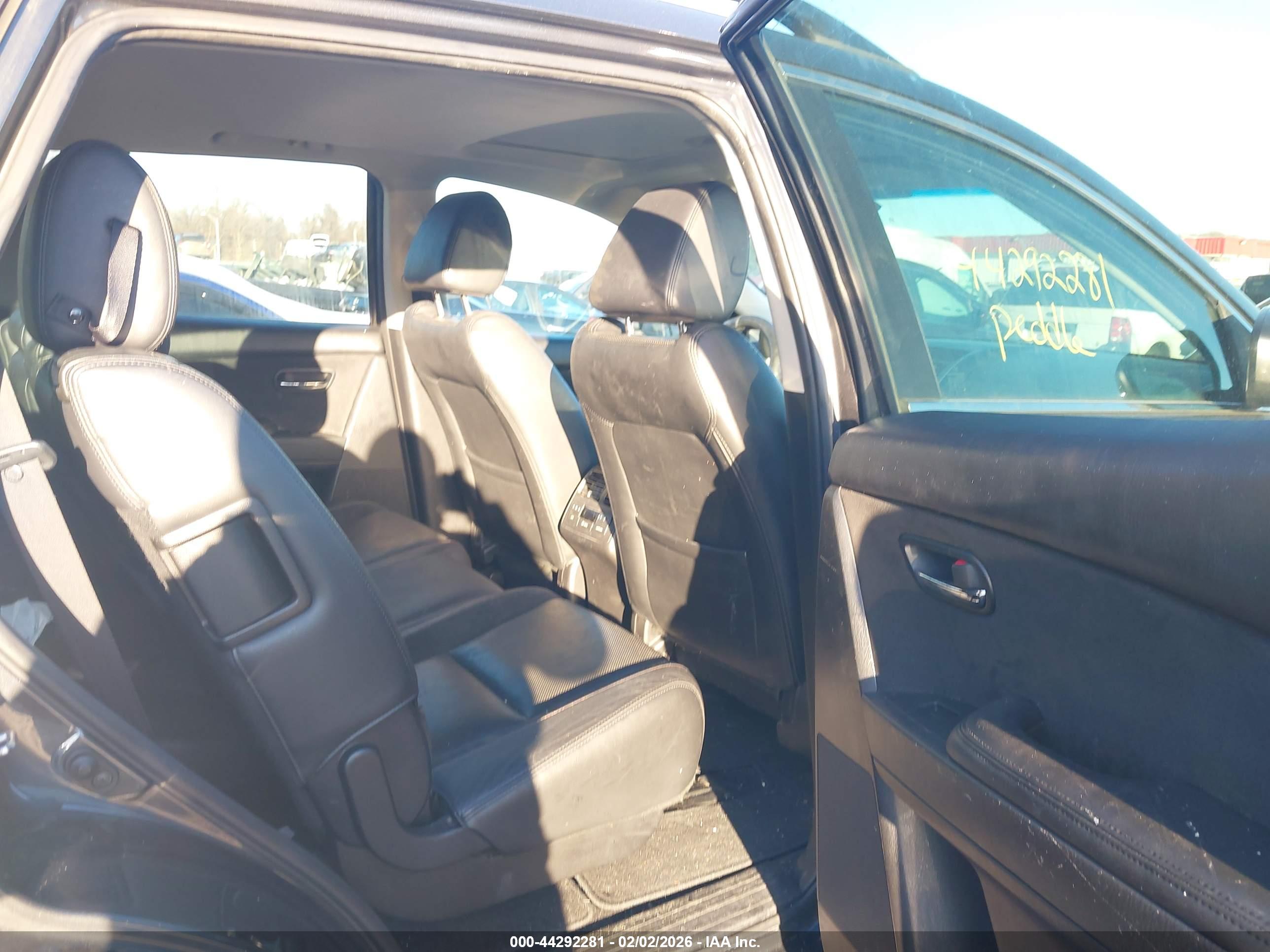 MAZDA CX-9 image 8