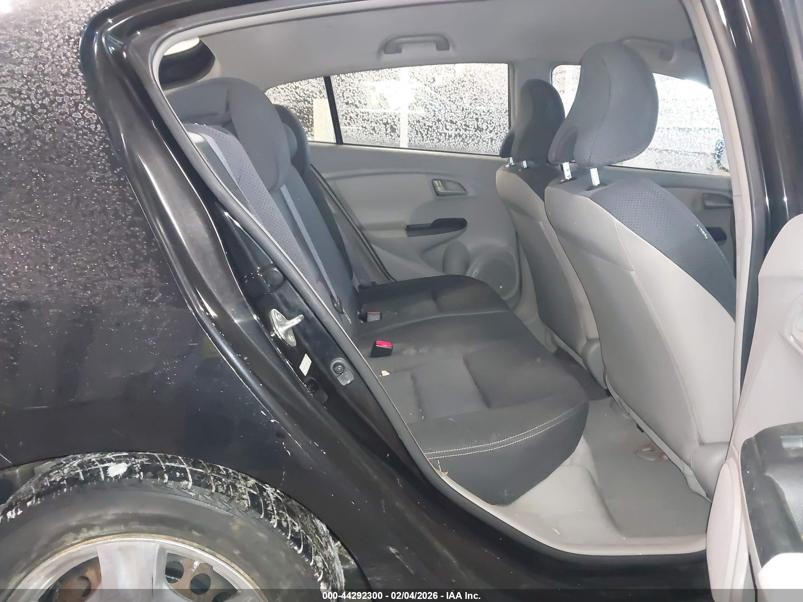 HONDA INSIGHT image 8