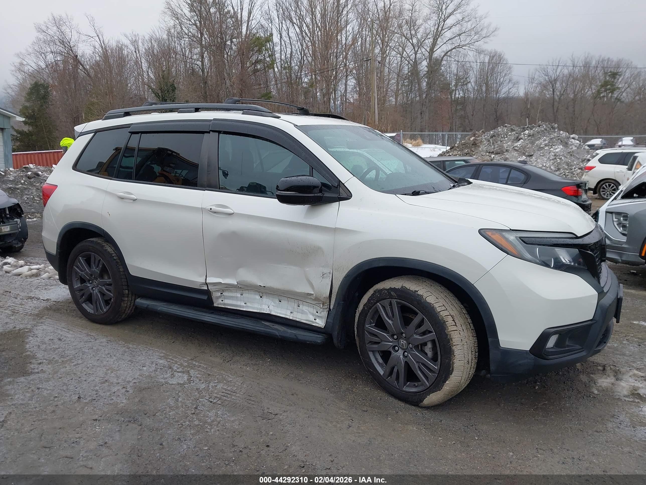 HONDA PASSPORT image 6