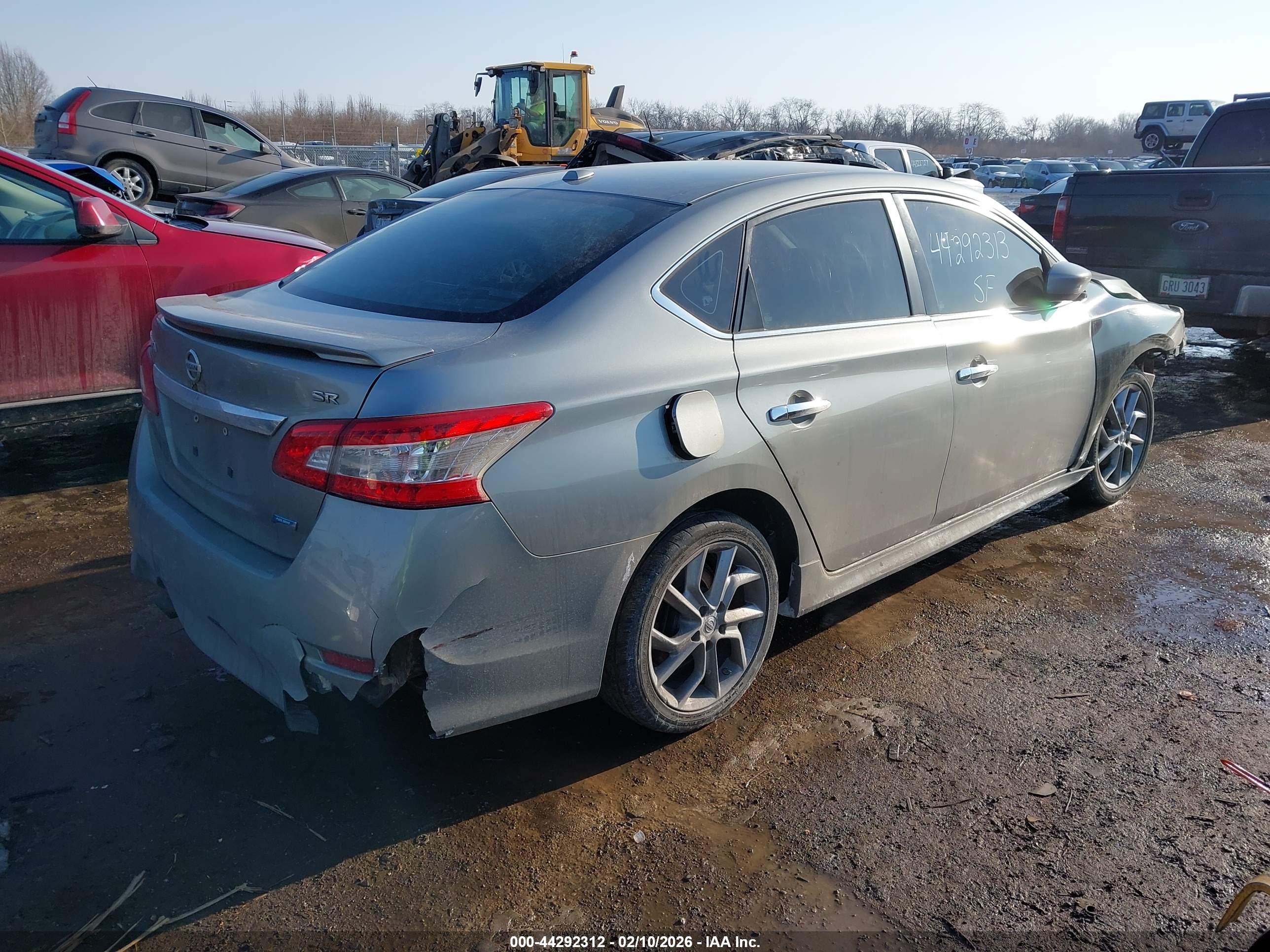 NISSAN SENTRA image 4