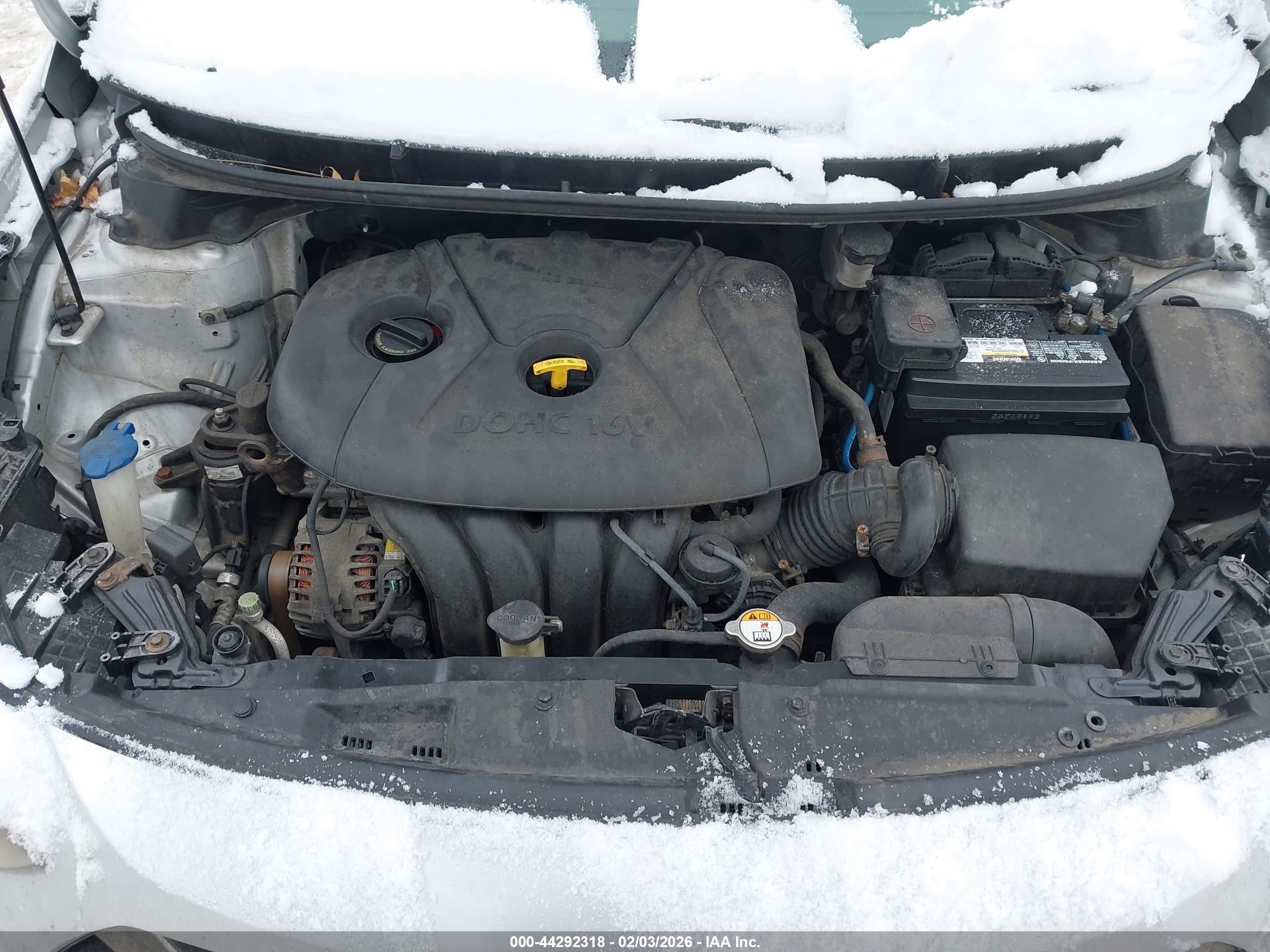 HYUNDAI ELANTRA image 10