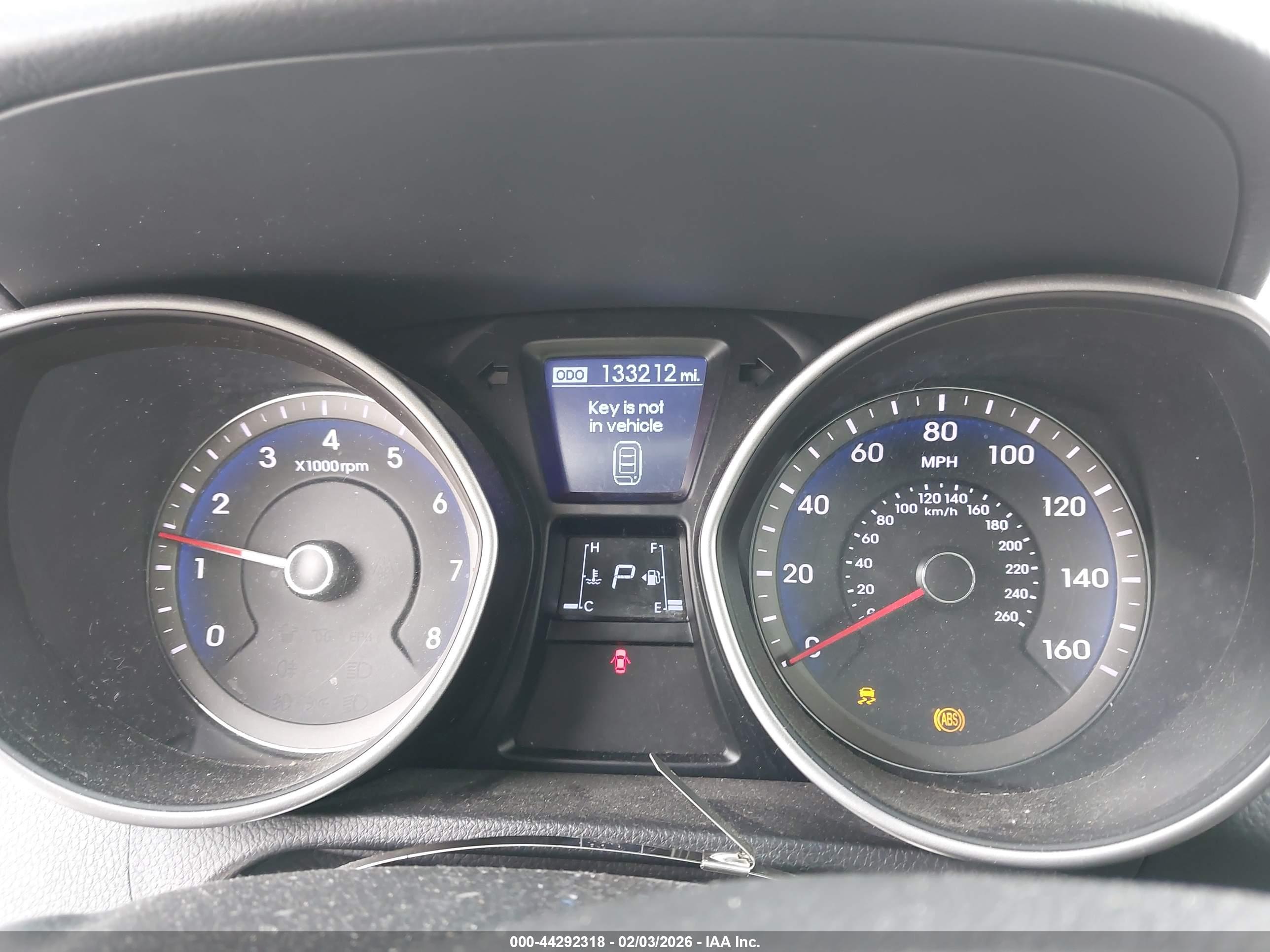 HYUNDAI ELANTRA image 7