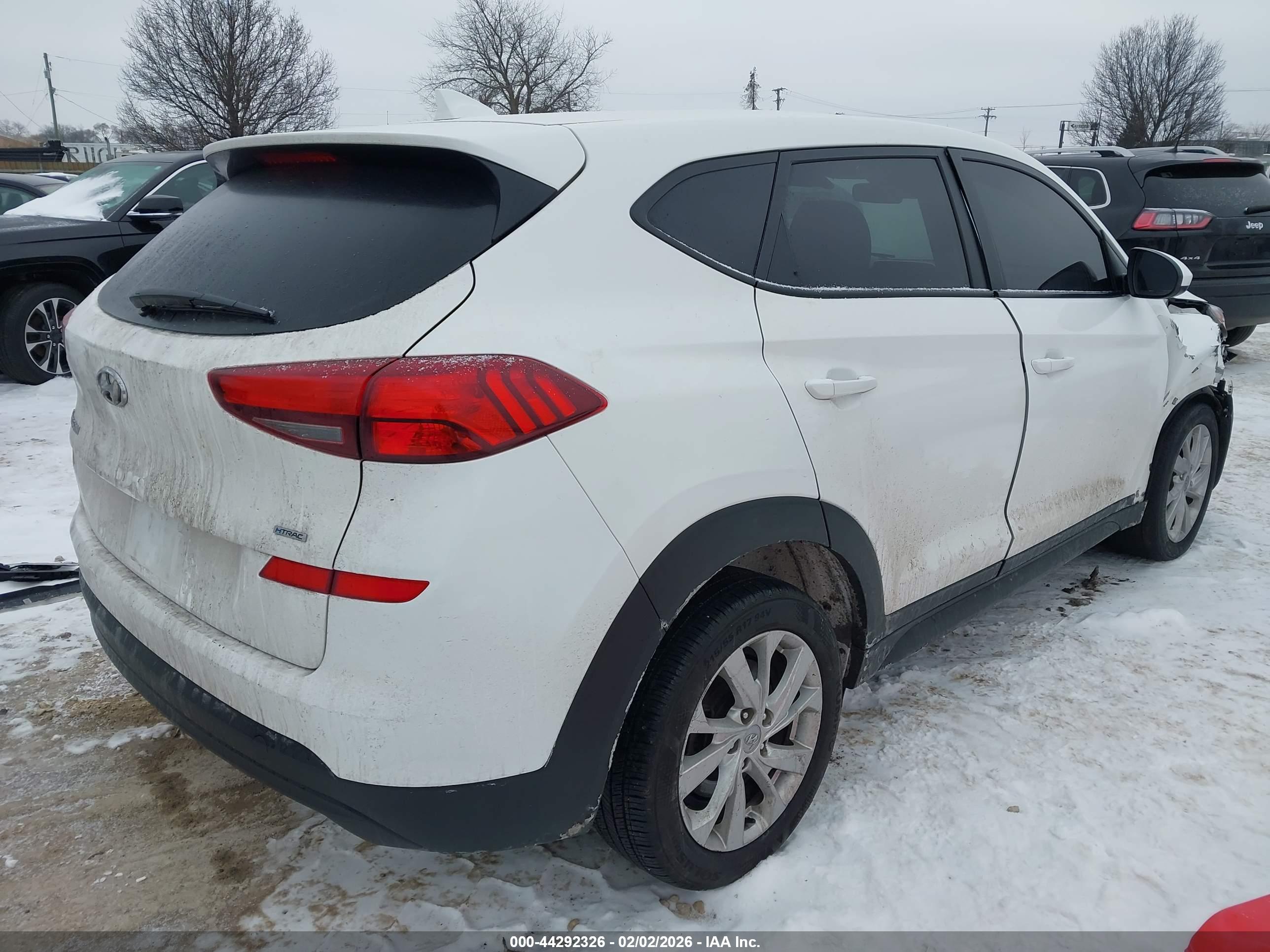 HYUNDAI TUCSON image 4