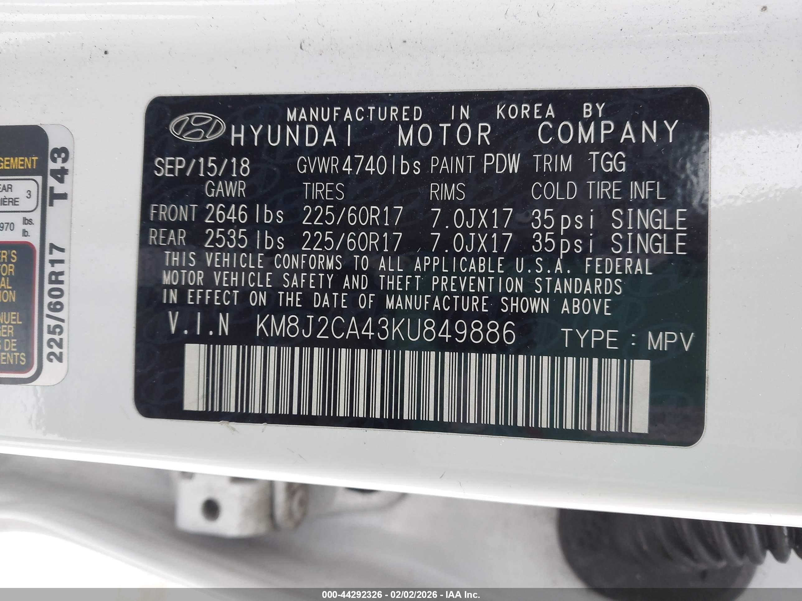 HYUNDAI TUCSON image 9