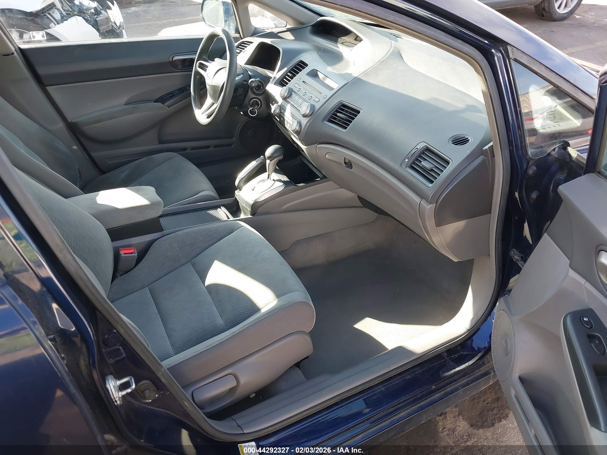 HONDA CIVIC image 5