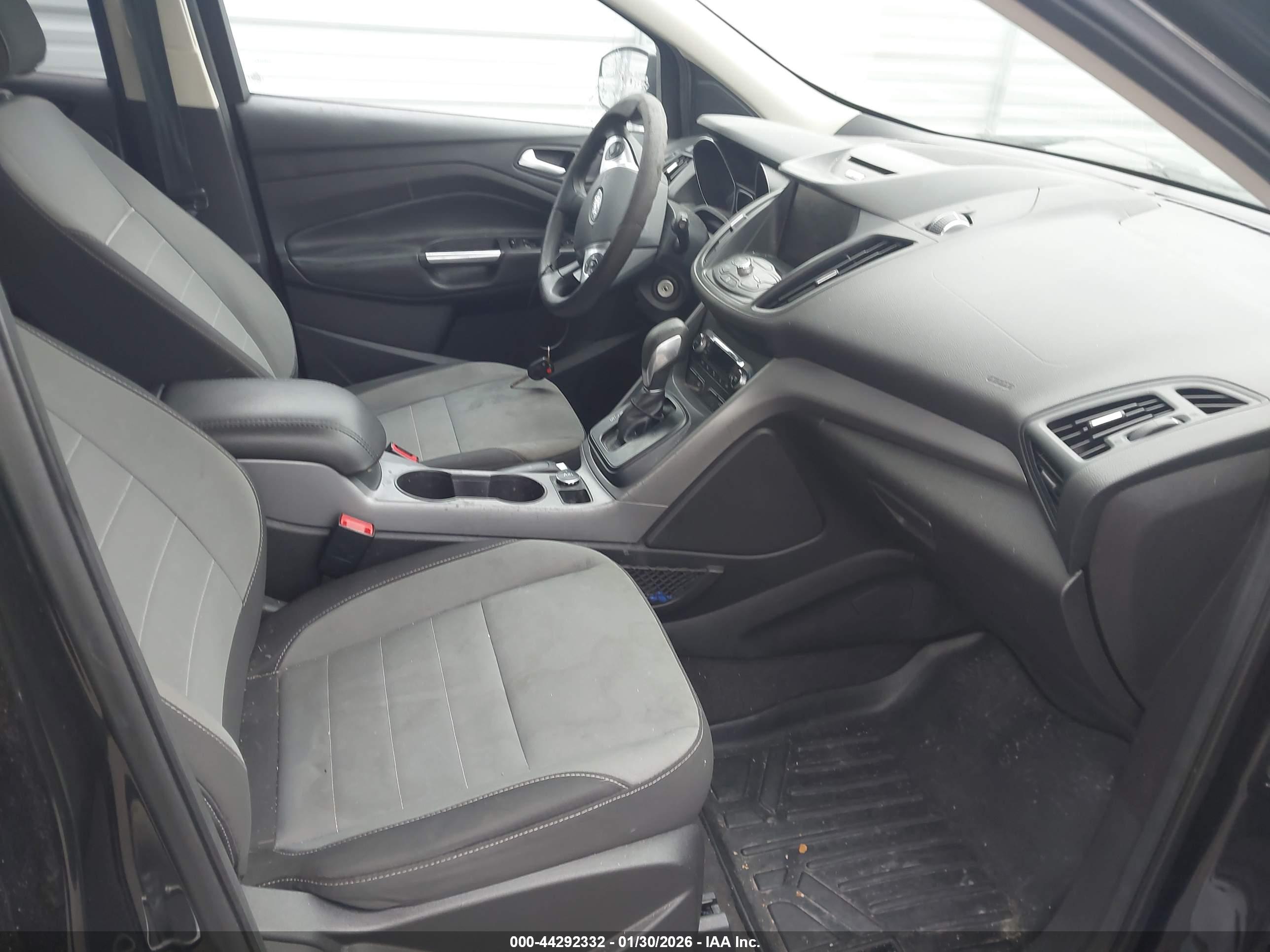 FORD ESCAPE image 5