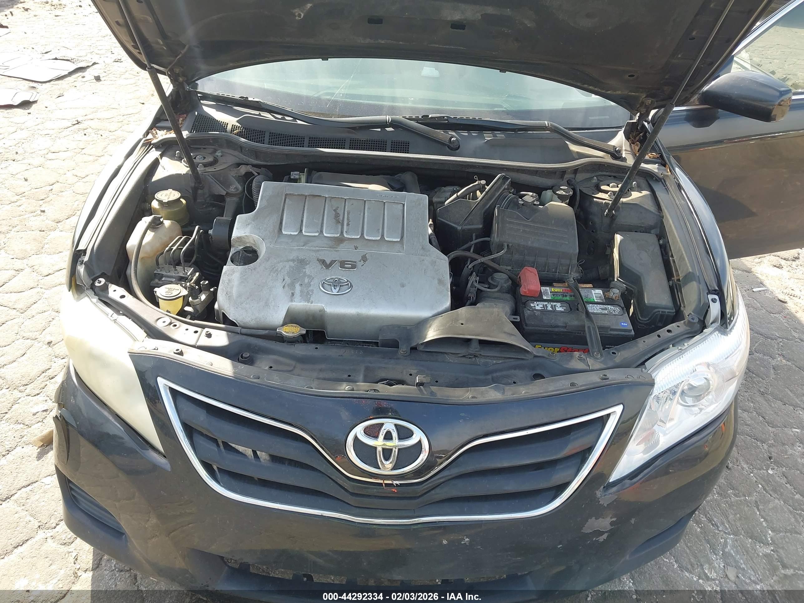 TOYOTA CAMRY image 10