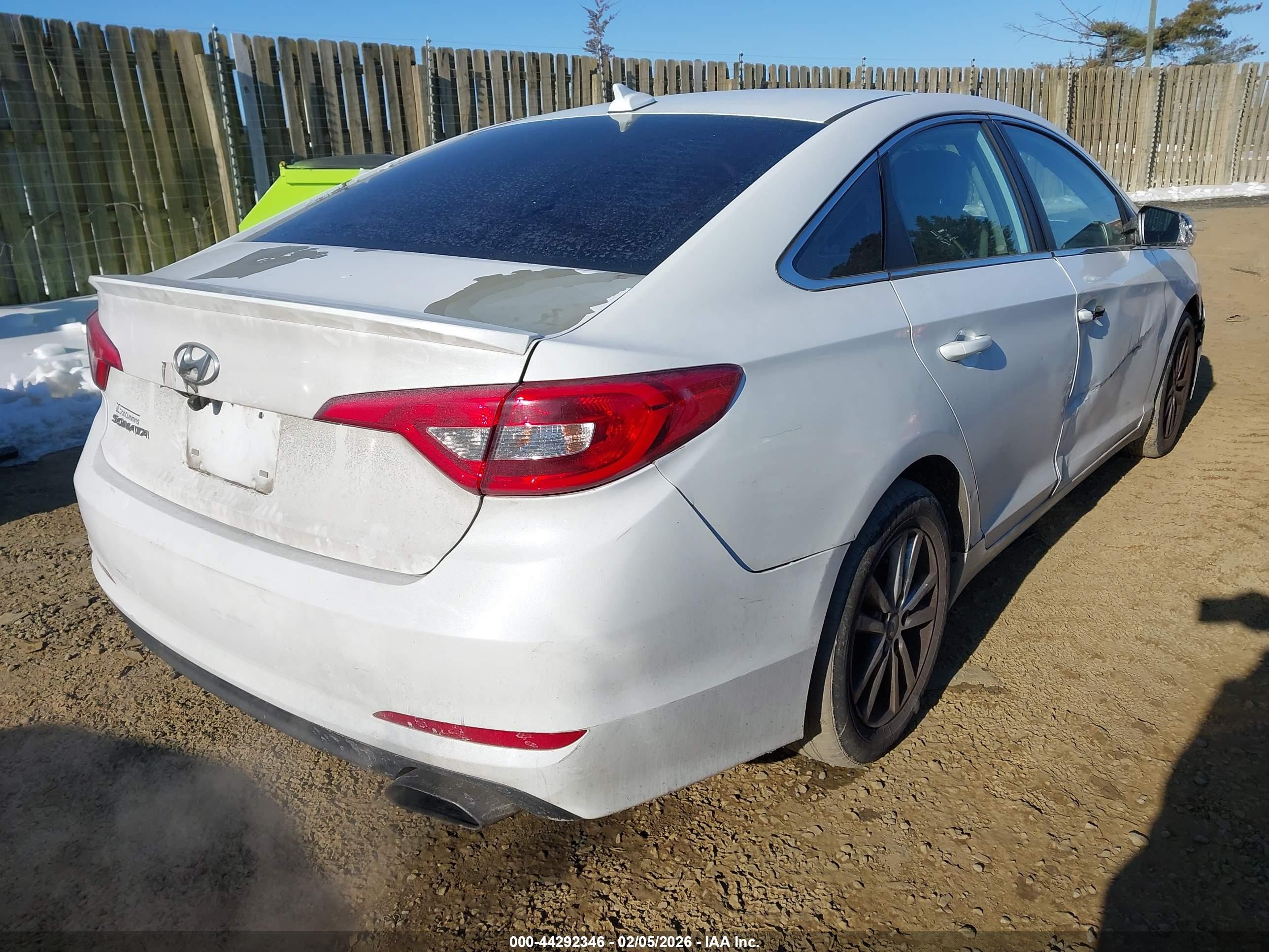 HYUNDAI SONATA image 4