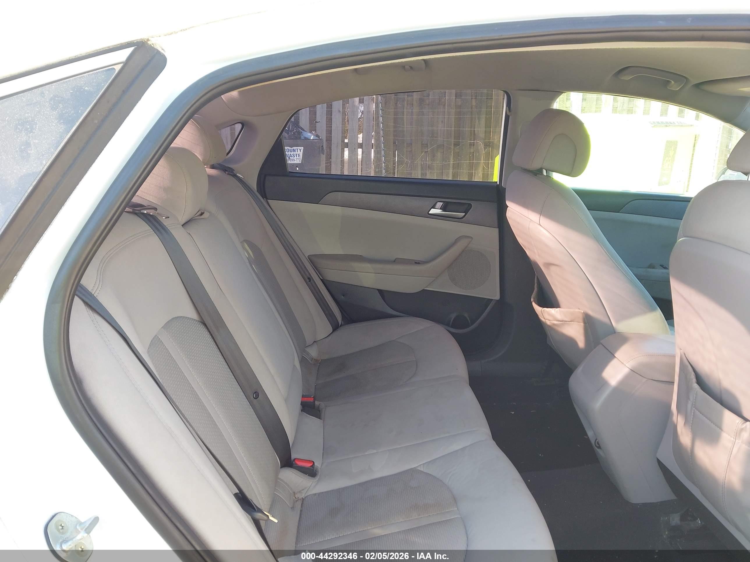 HYUNDAI SONATA image 8