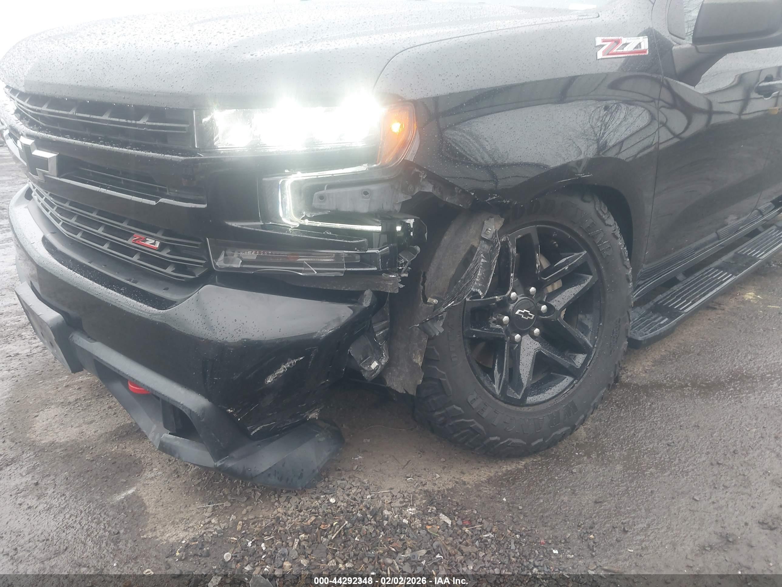 CHEVROLET SILVERADO image 6
