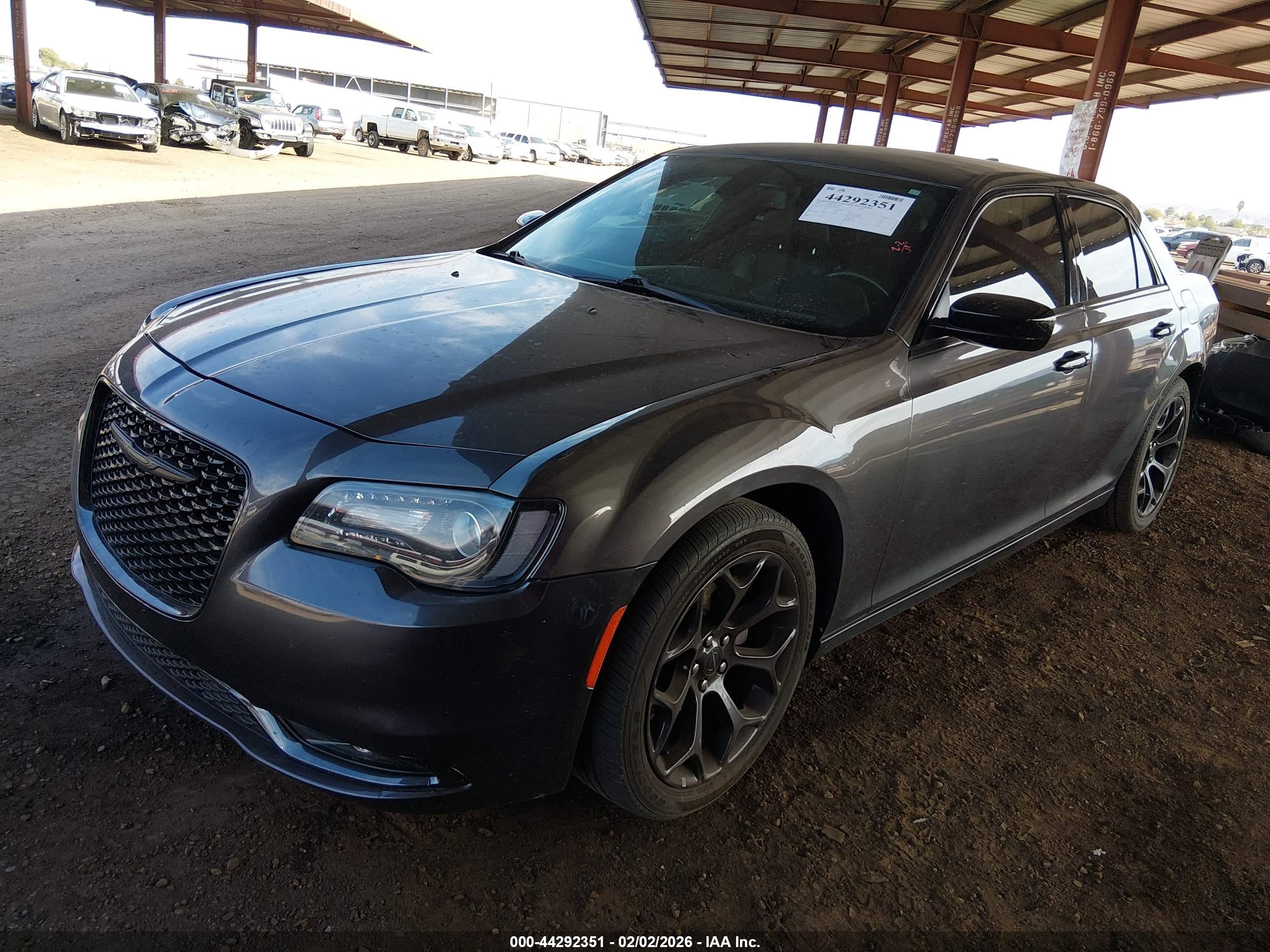 CHRYSLER 300 image 2