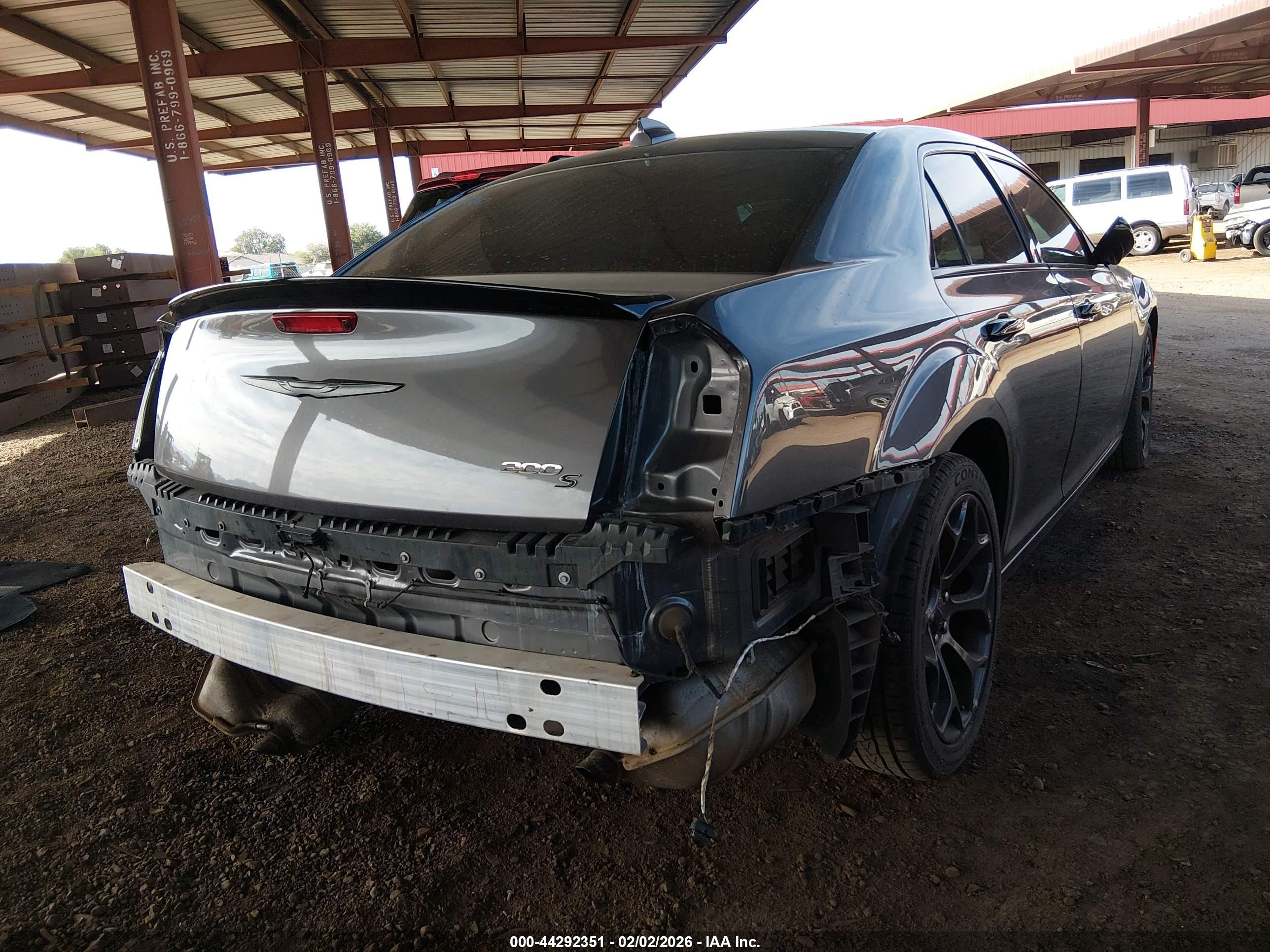 CHRYSLER 300 image 4