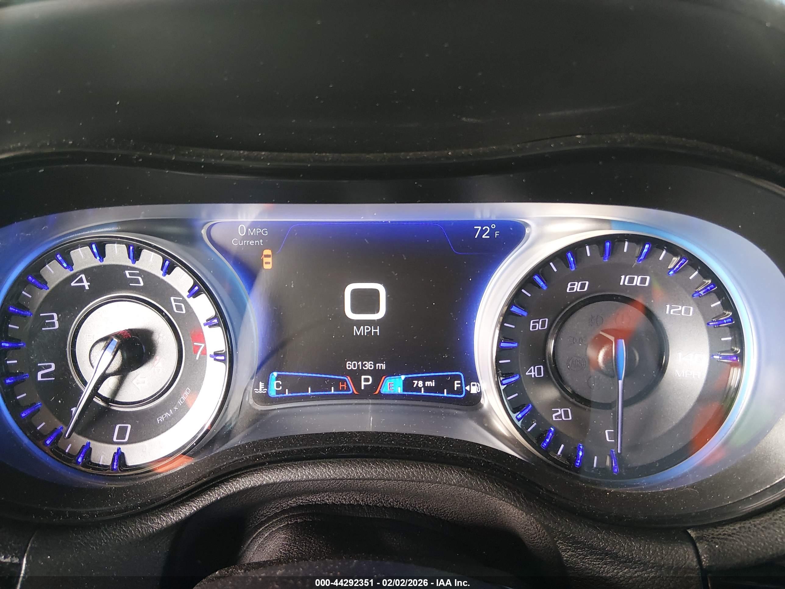 CHRYSLER 300 image 7