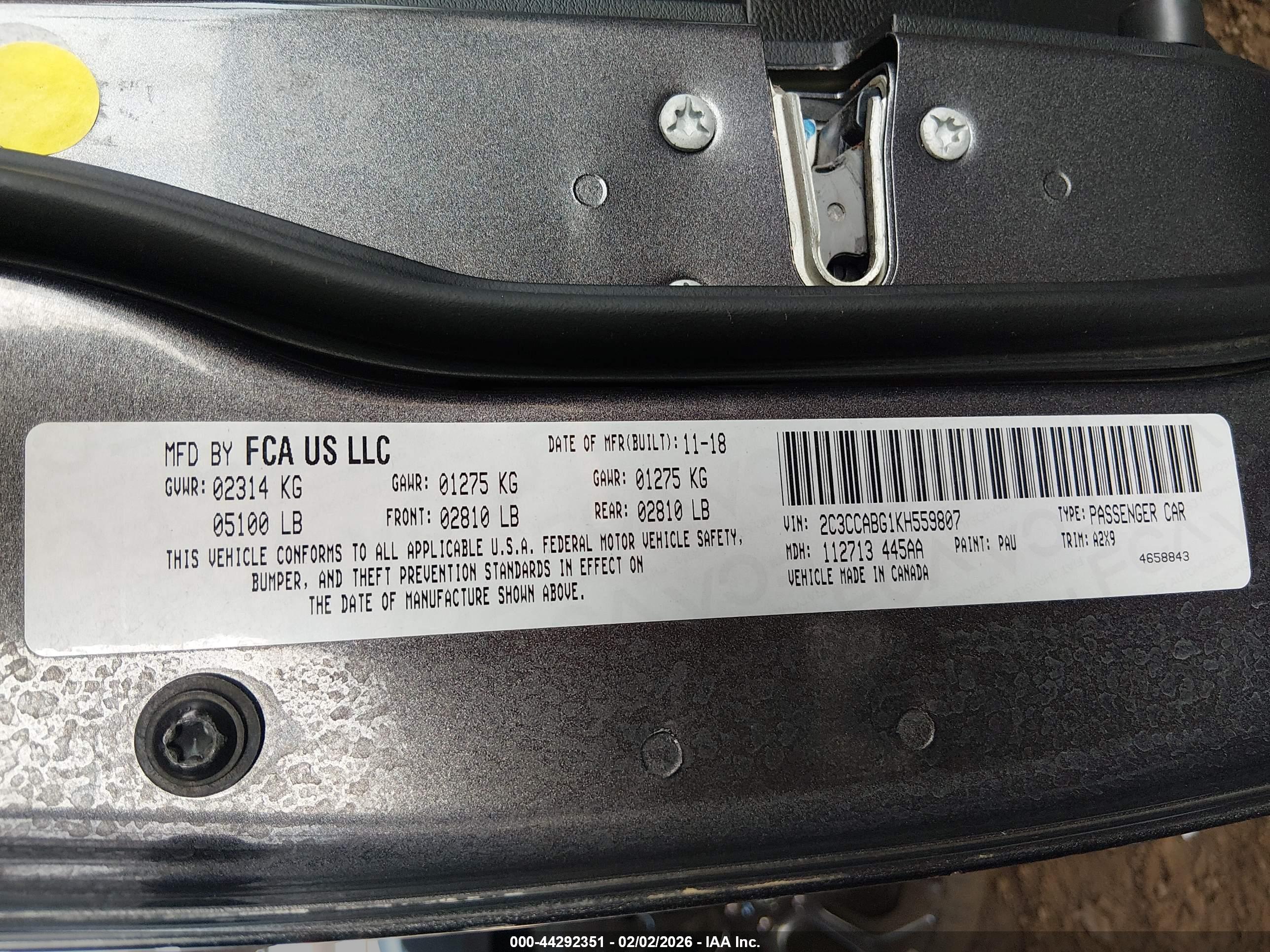 CHRYSLER 300 image 9