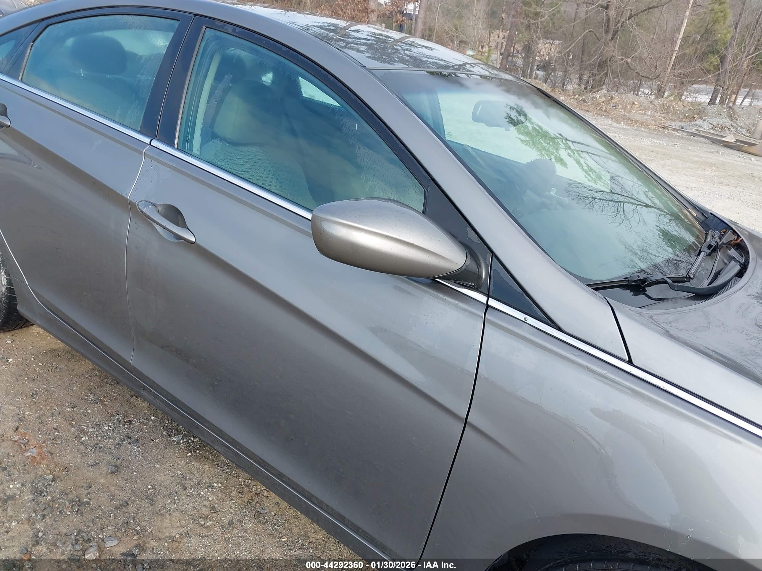 HYUNDAI SONATA image 6