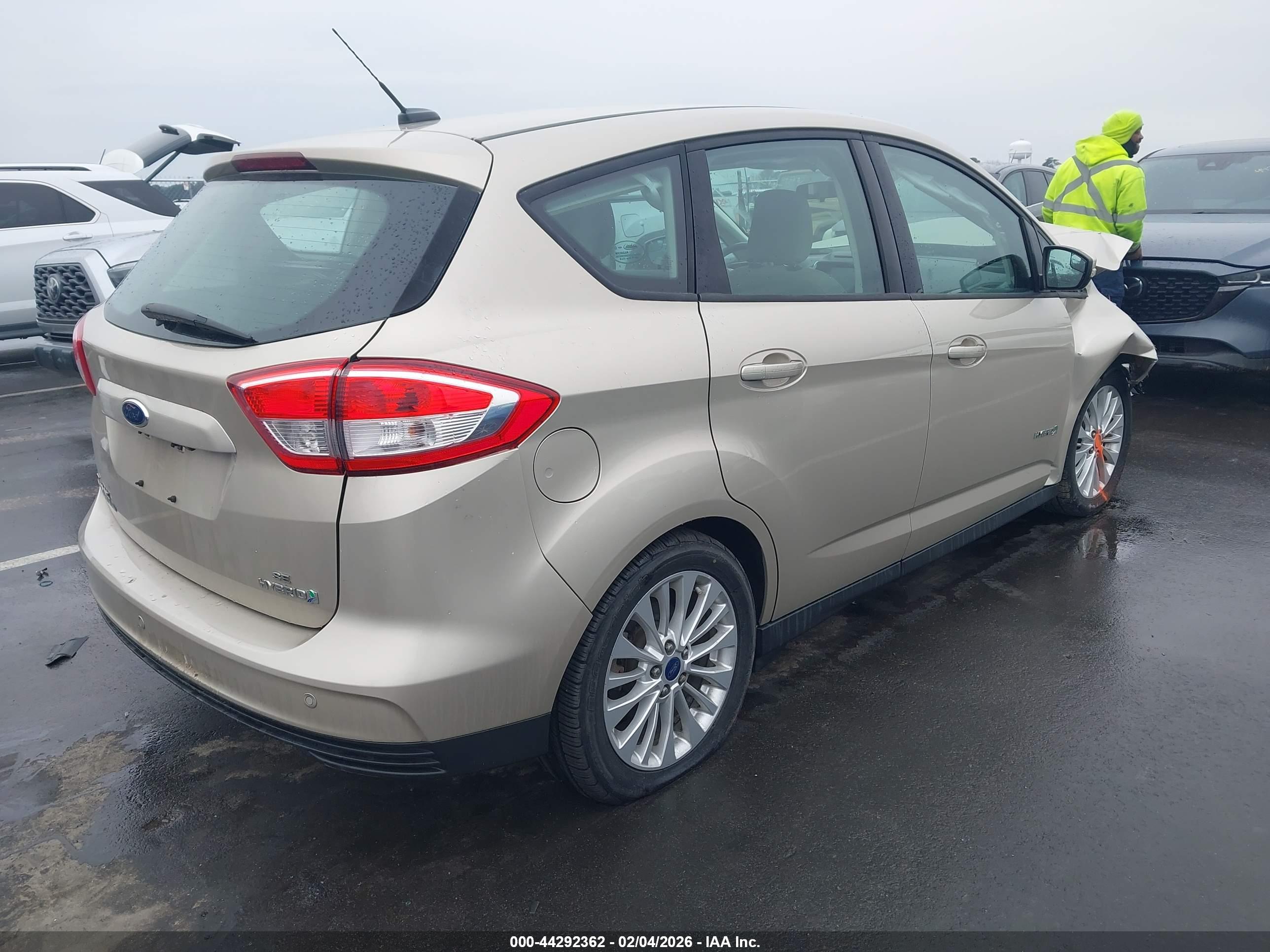 FORD C-MAX image 4