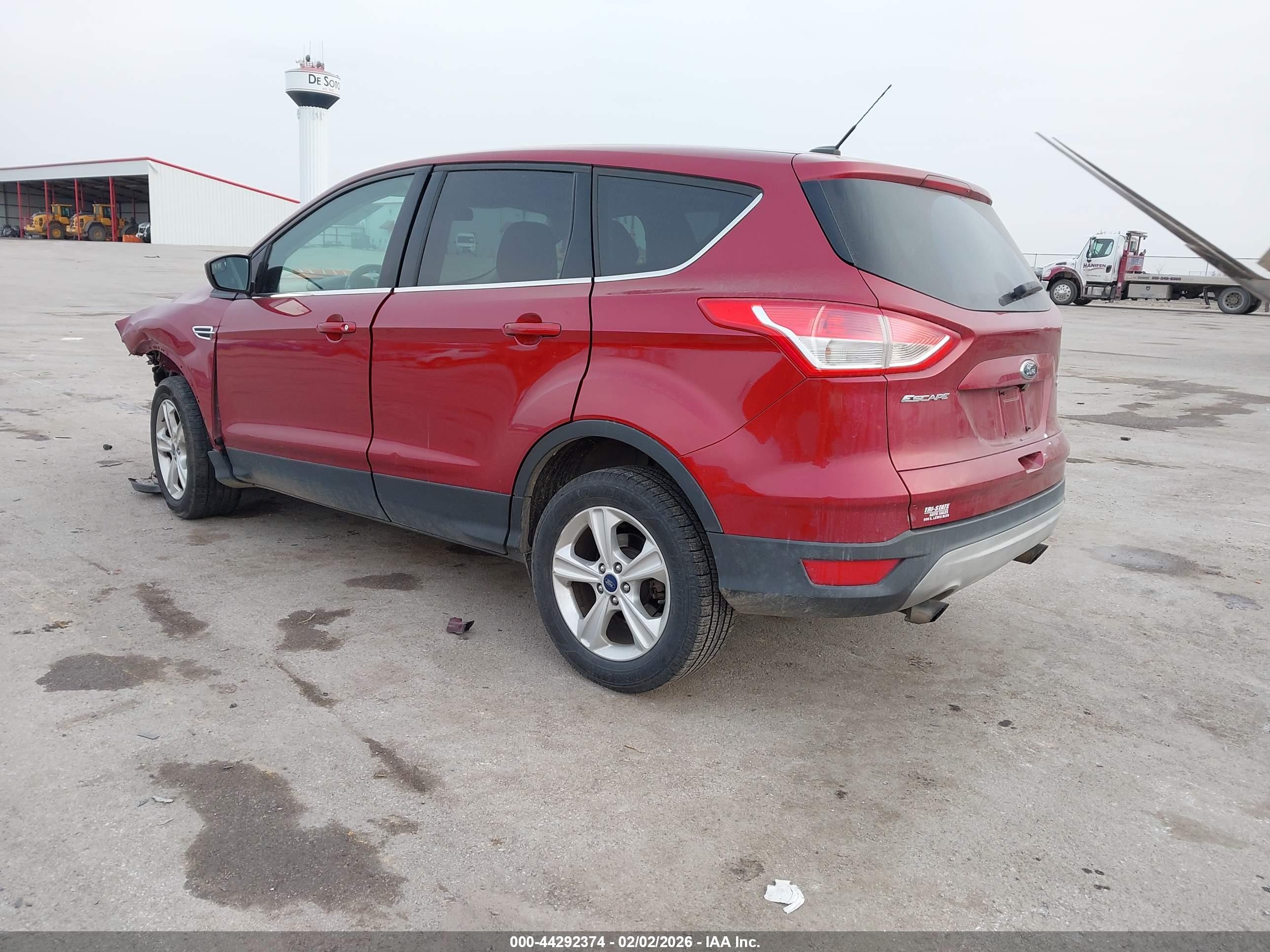 FORD ESCAPE image 3