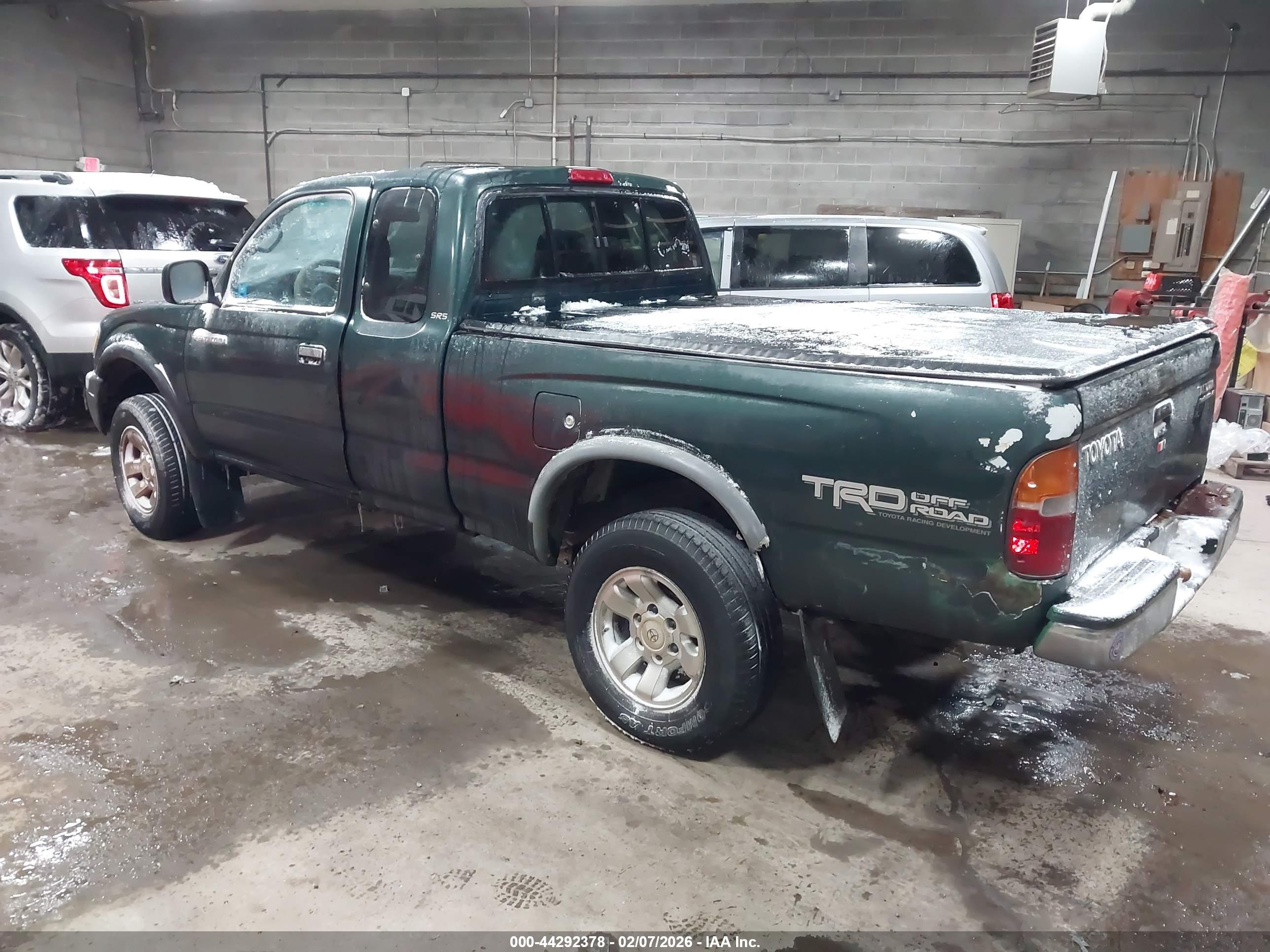 TOYOTA TACOMA image 3