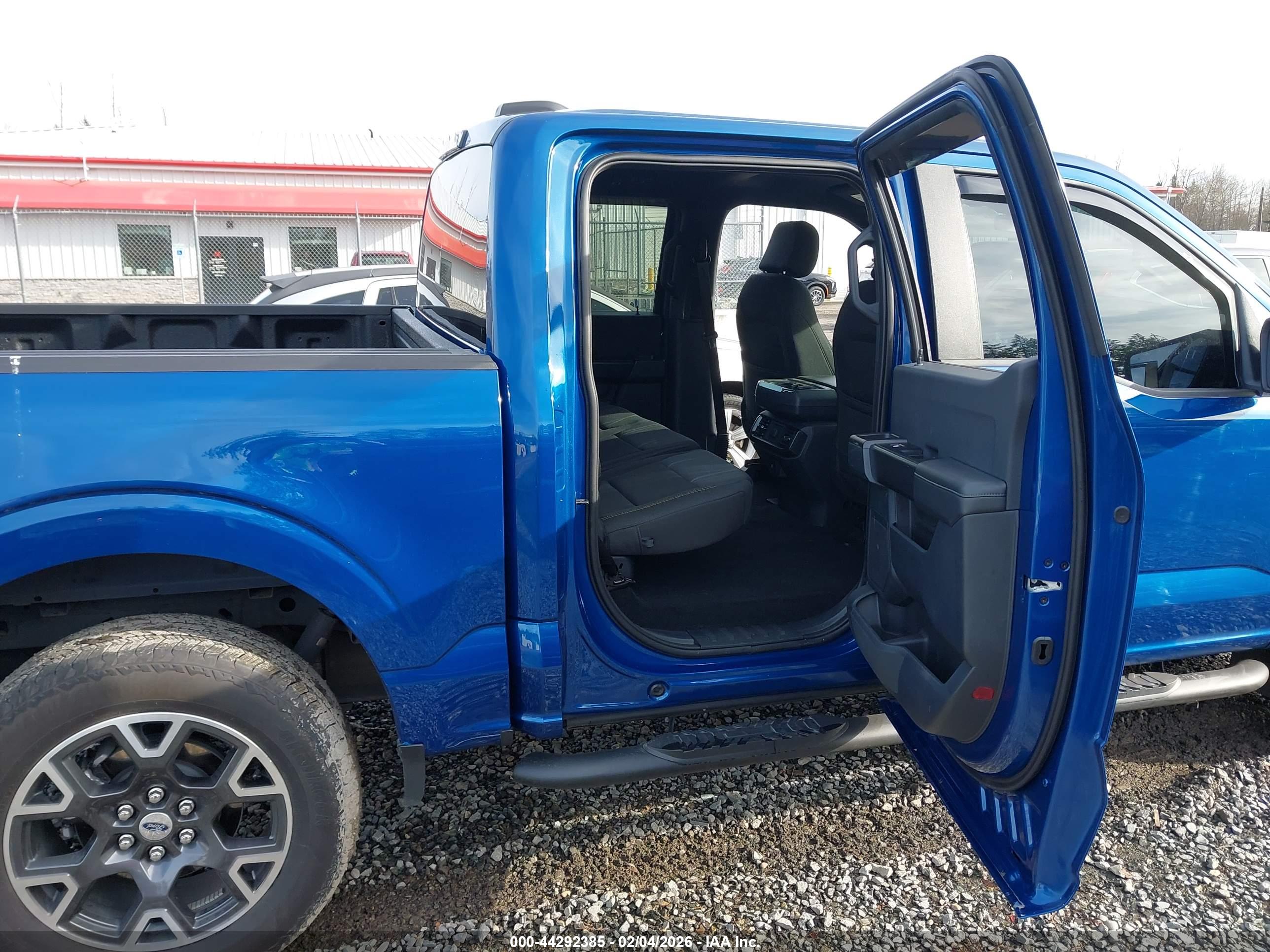 FORD F-150 image 8