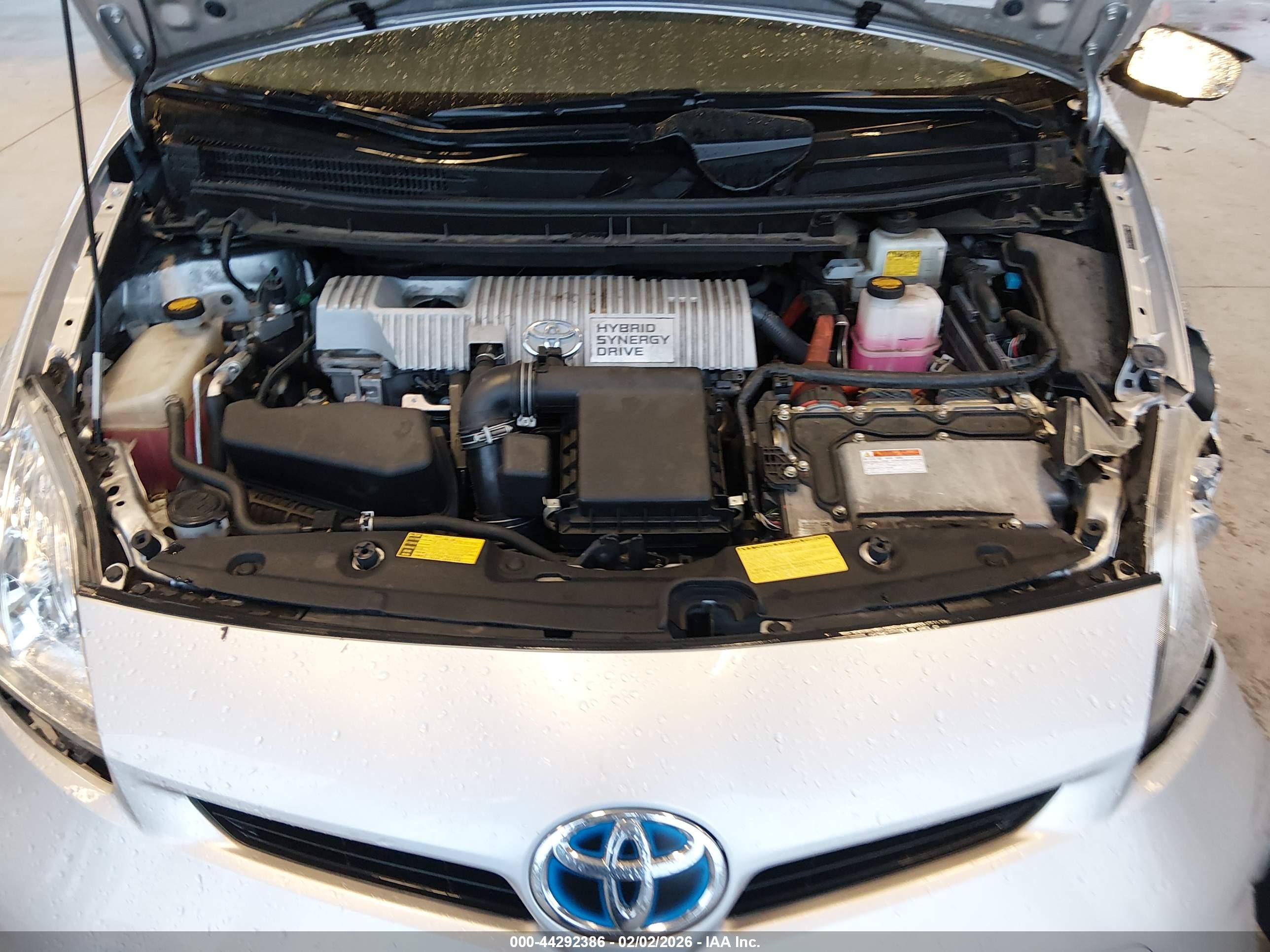 TOYOTA PRIUS image 10