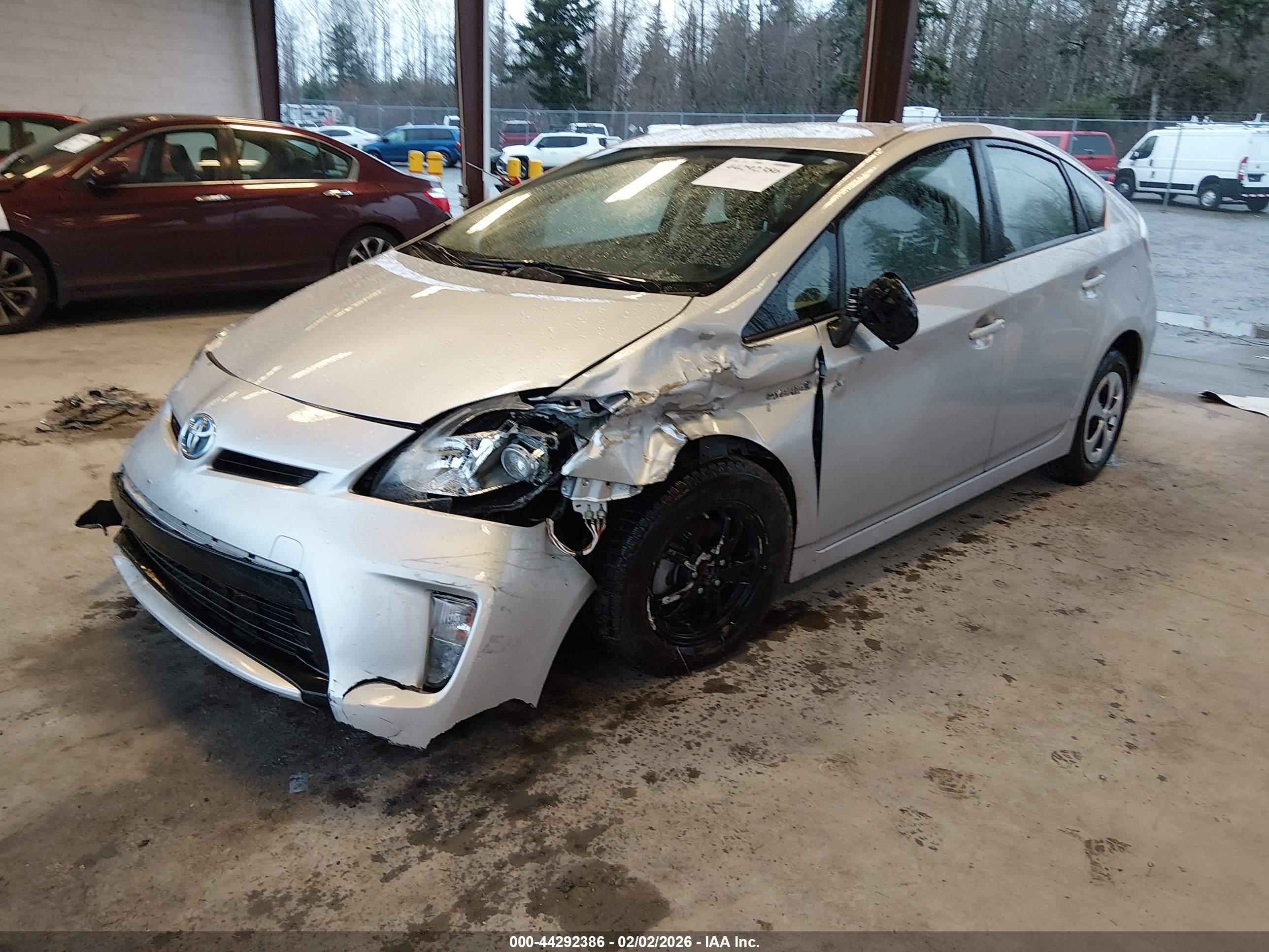 TOYOTA PRIUS image 2