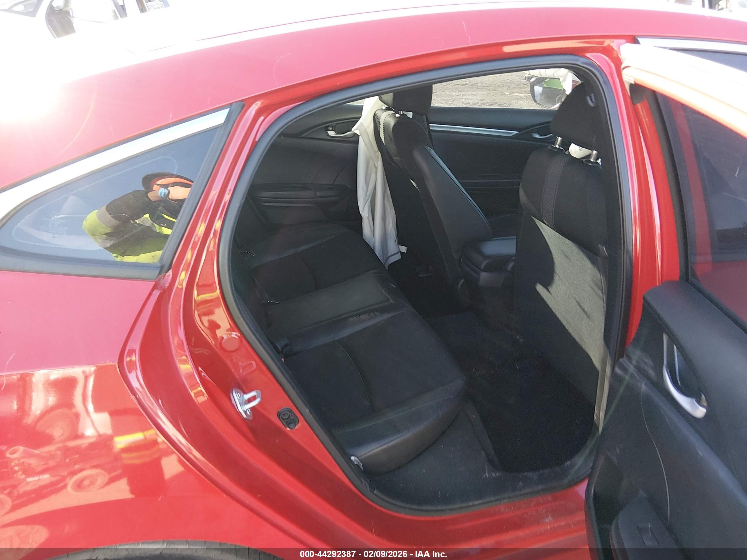 HONDA CIVIC image 8
