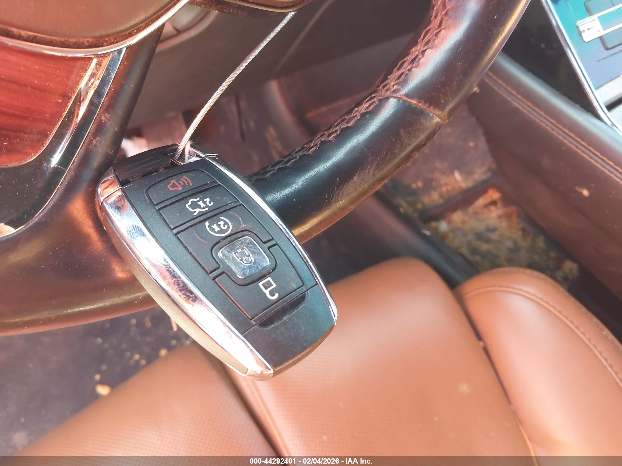 LINCOLN NAVIGATOR image 11