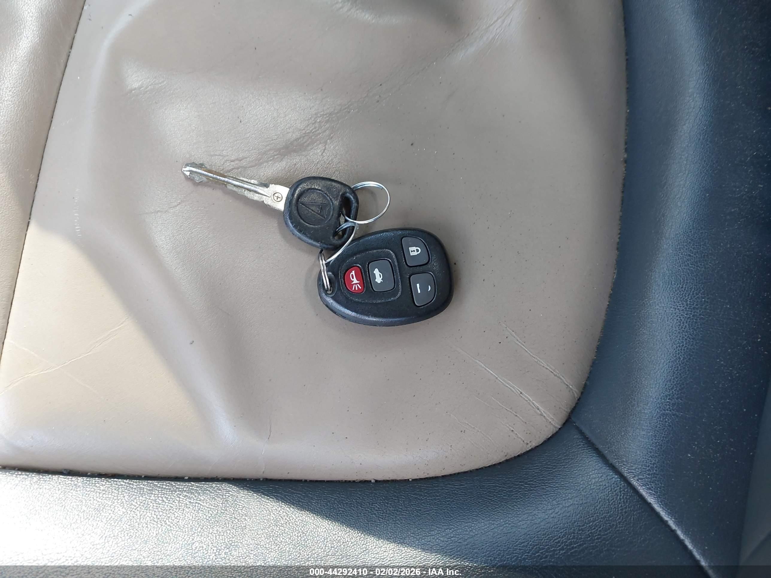 PONTIAC SOLSTICE image 11
