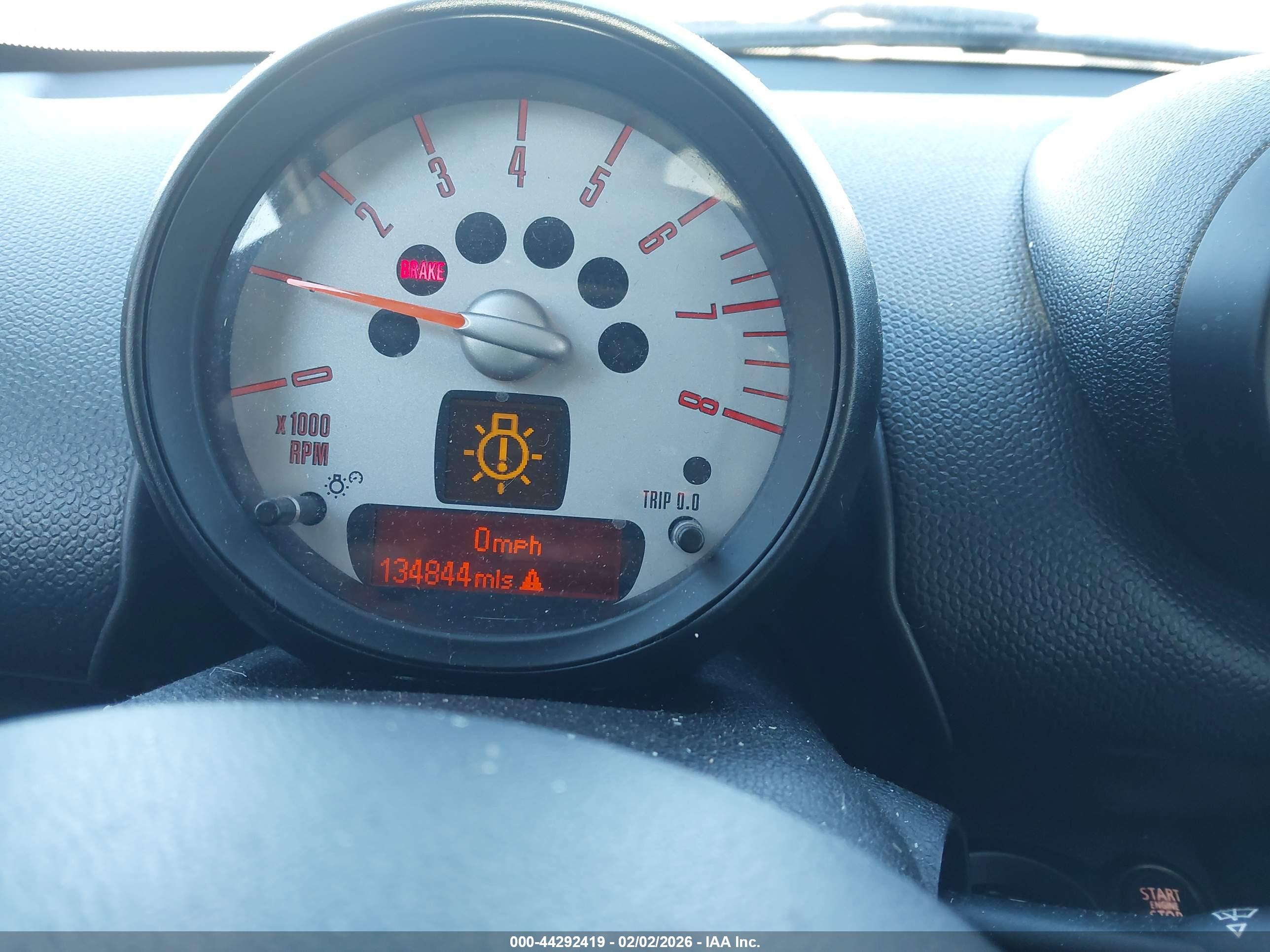 MINI COUNTRYMAN image 7