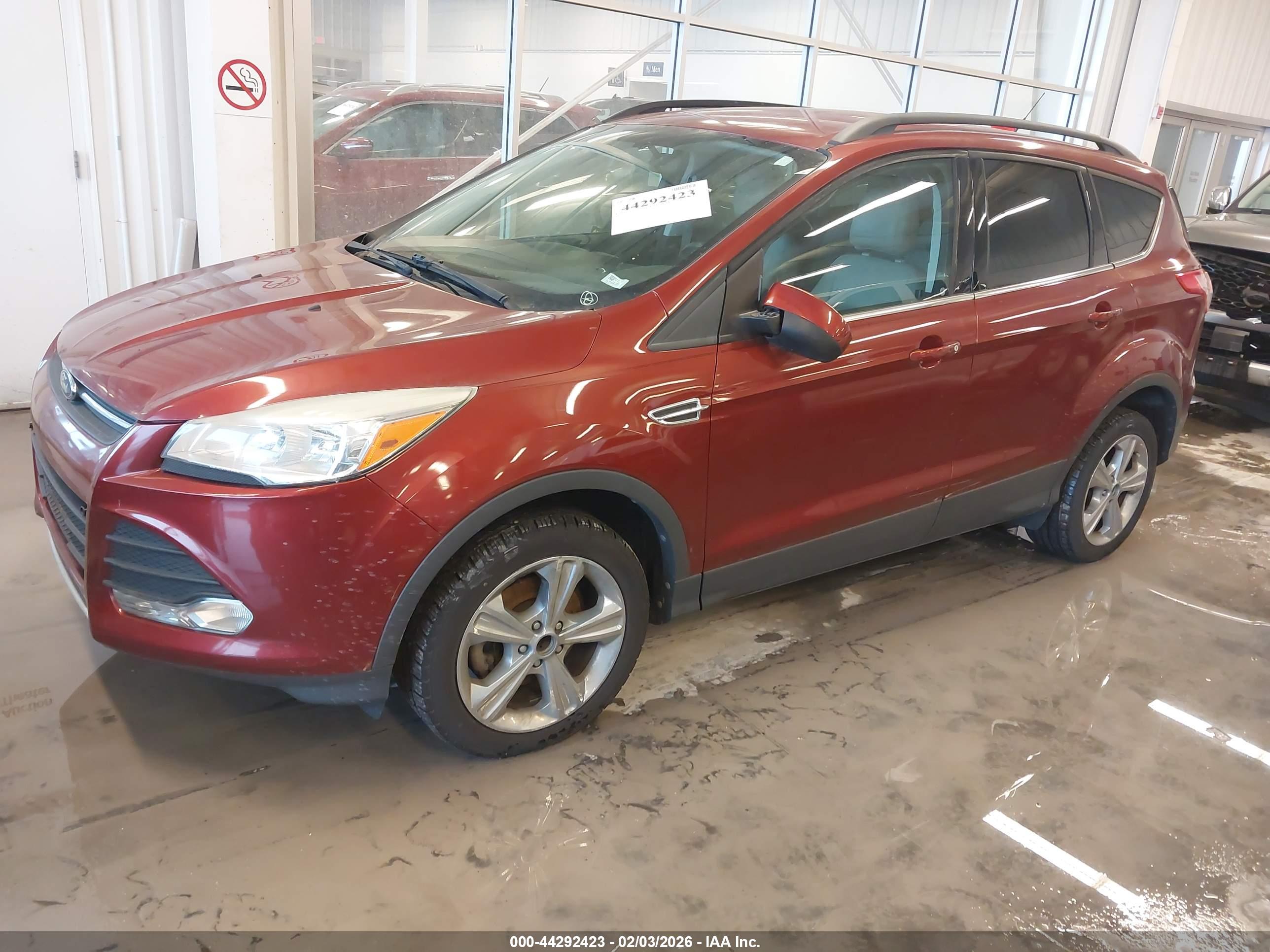 FORD ESCAPE image 2