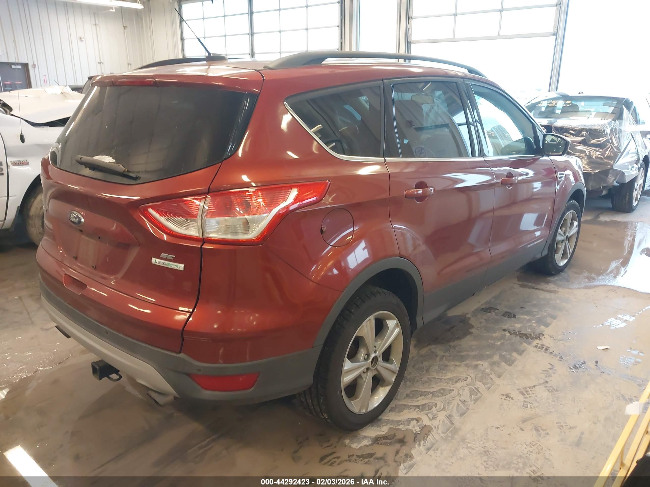 FORD ESCAPE image 4