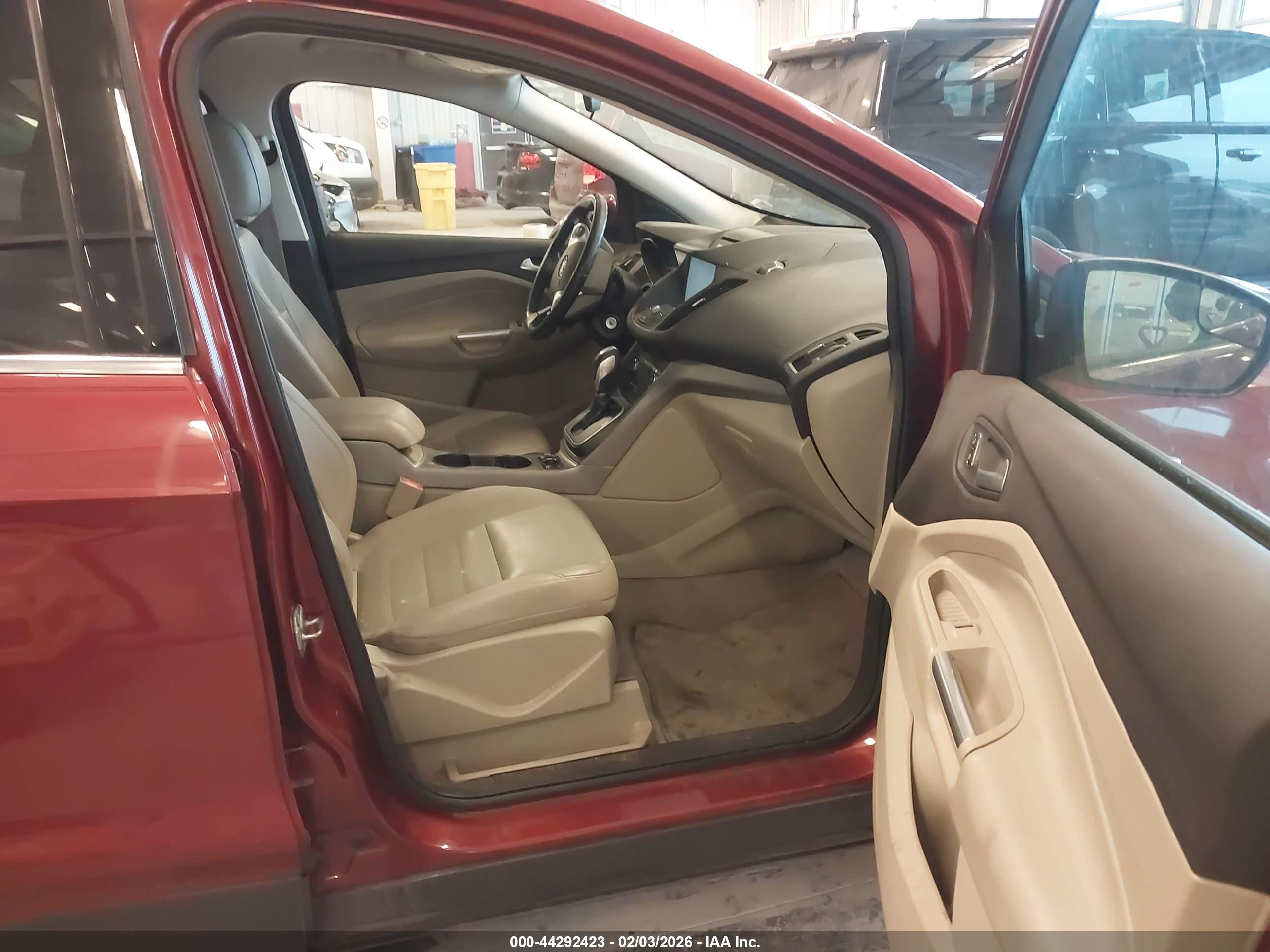 FORD ESCAPE image 5