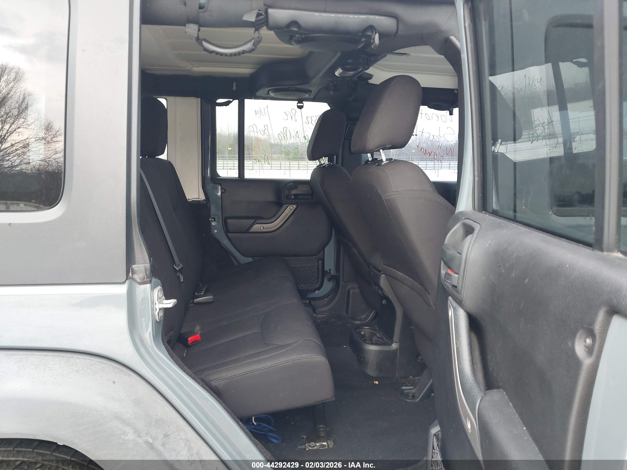 JEEP WRANGLER image 8